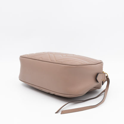 GG Marmont Small Camera Bag Beige Leather