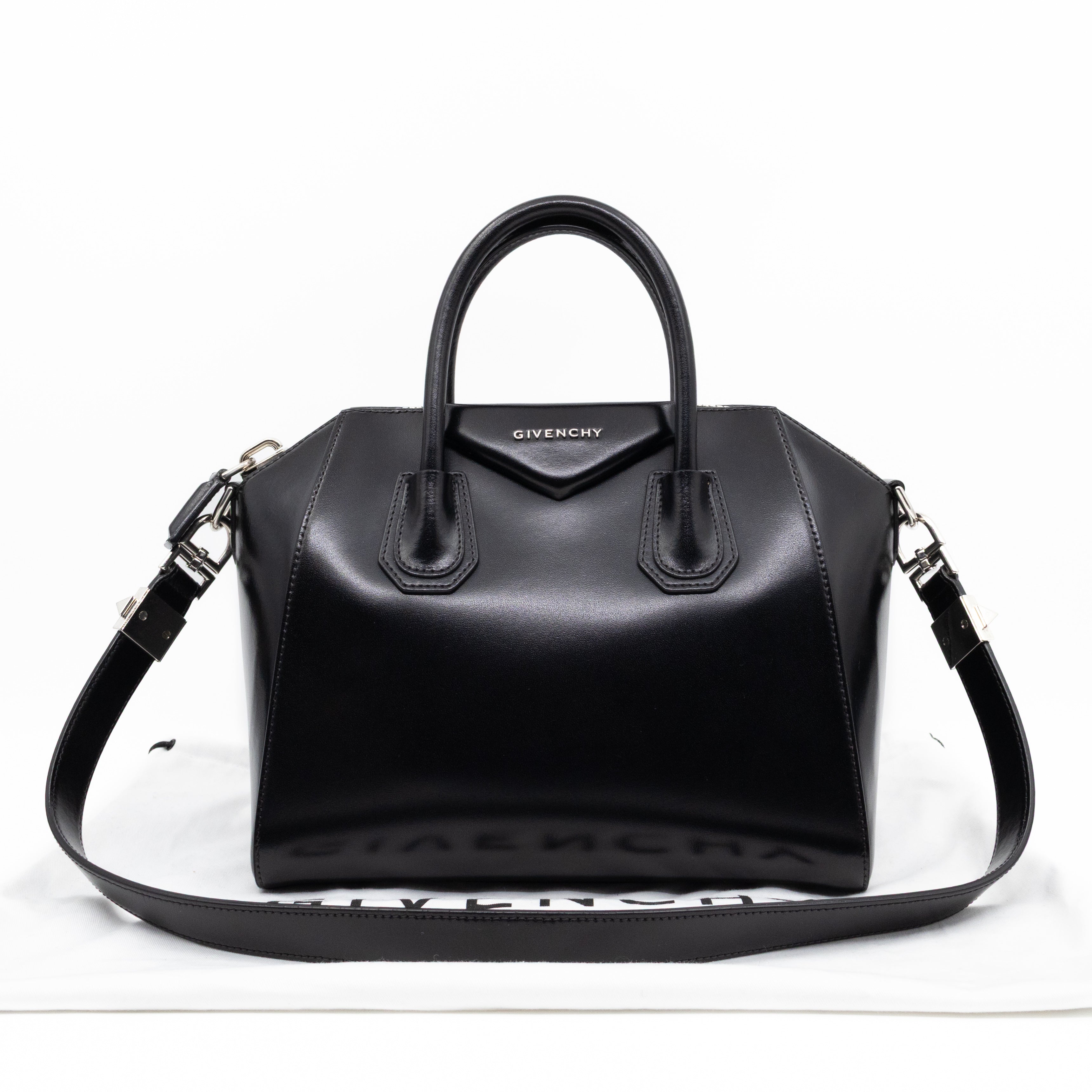 Antigona Small Black Leather