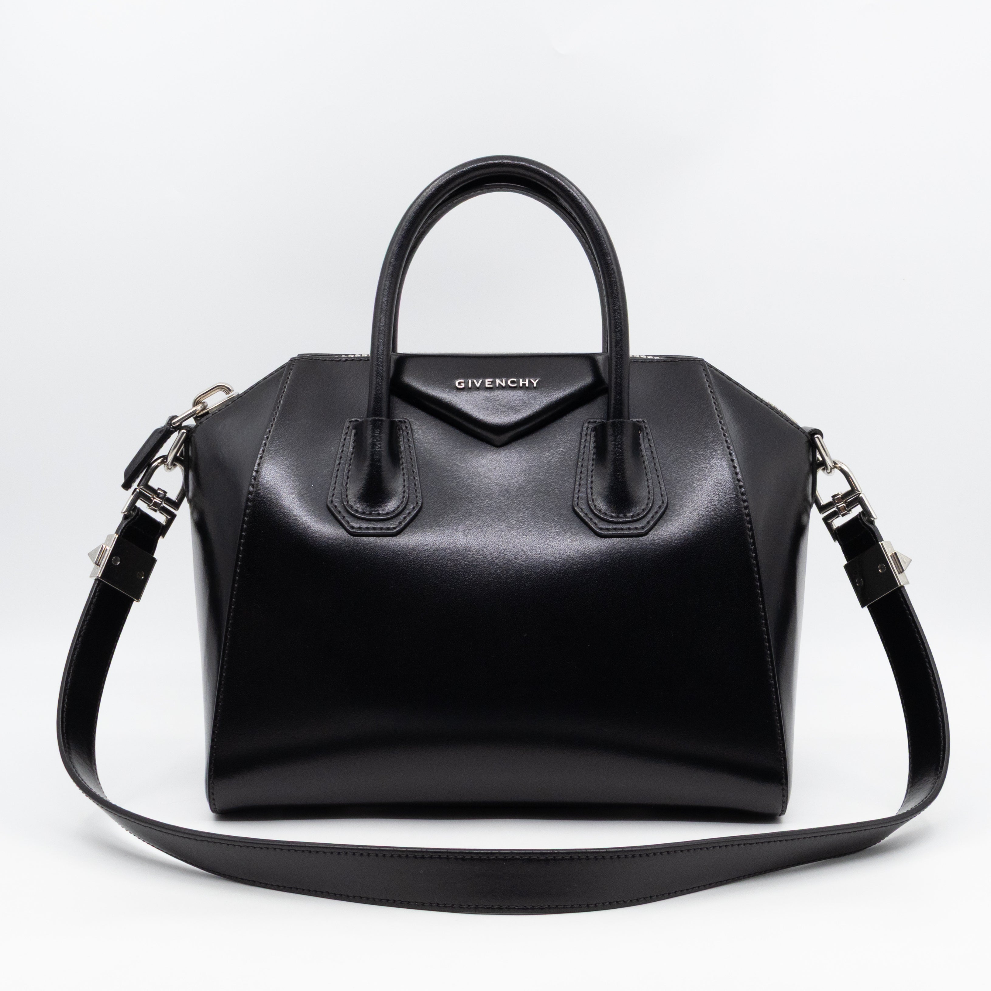 Antigona Small Black Leather