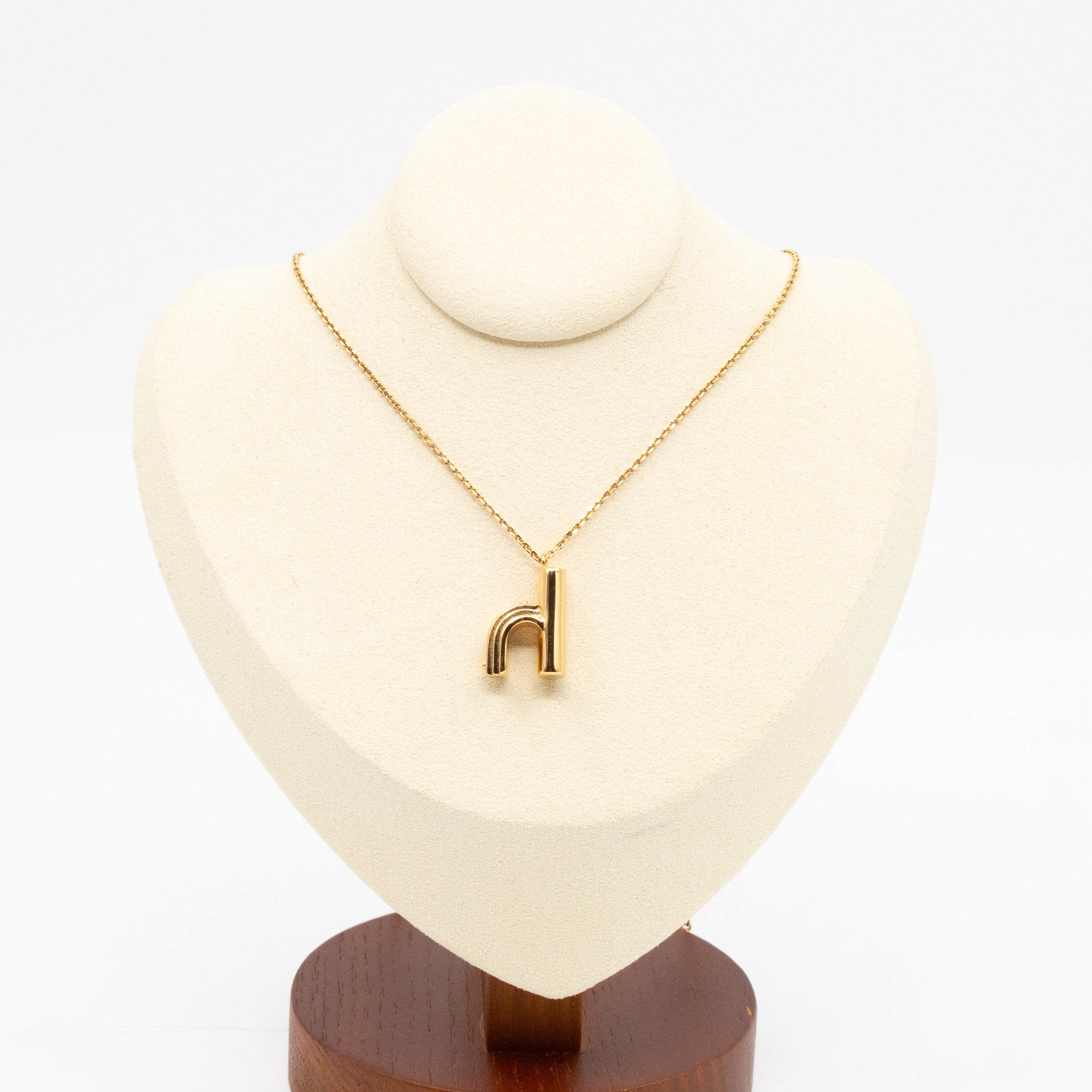 LV & Me Necklace "h" Pendant Gold