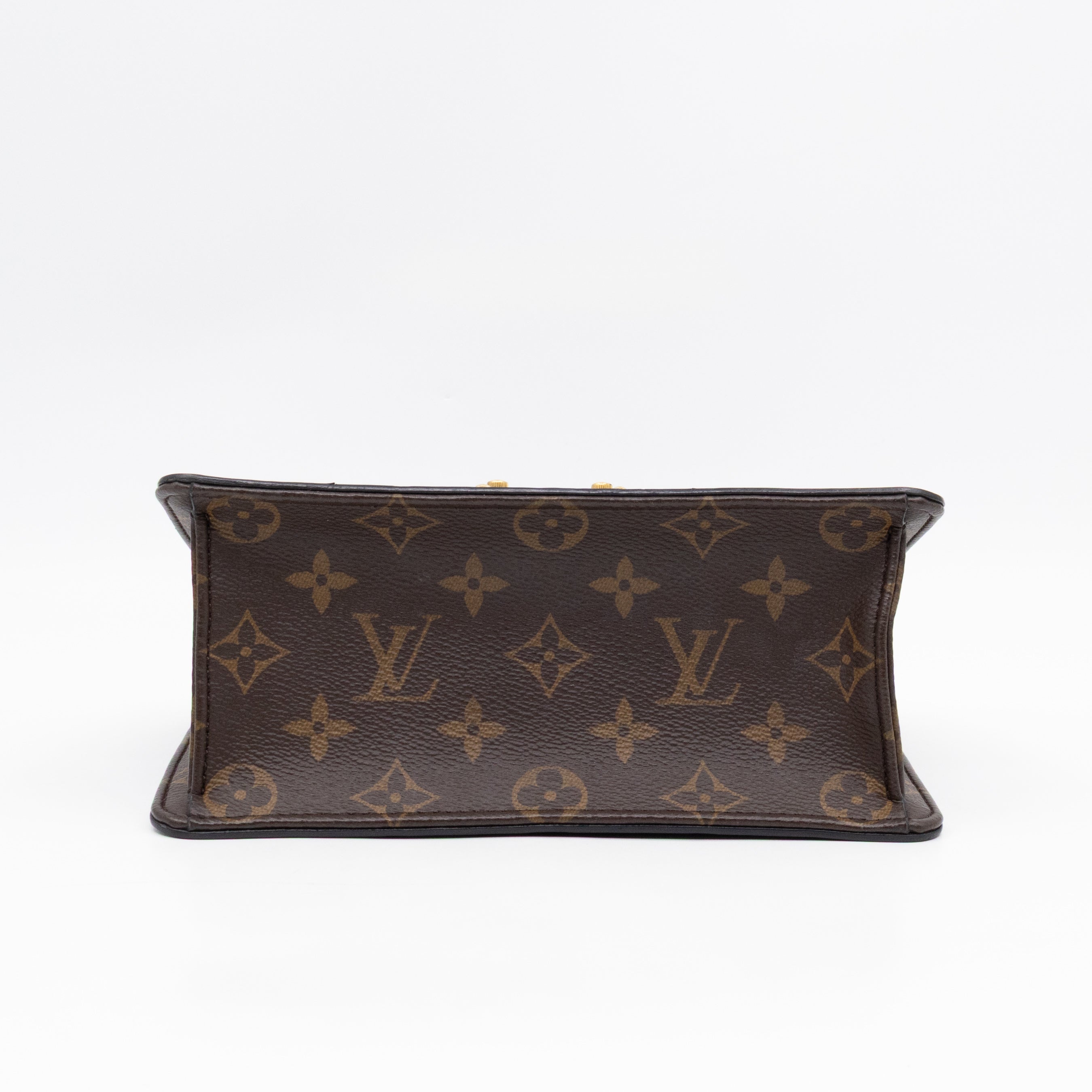 Wynwood Black Vernis Epi Monogram
