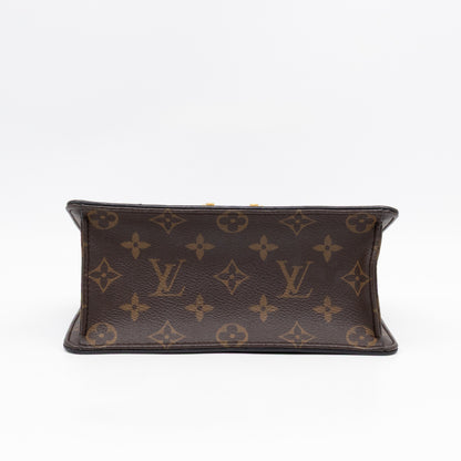 Wynwood Black Vernis Epi Monogram