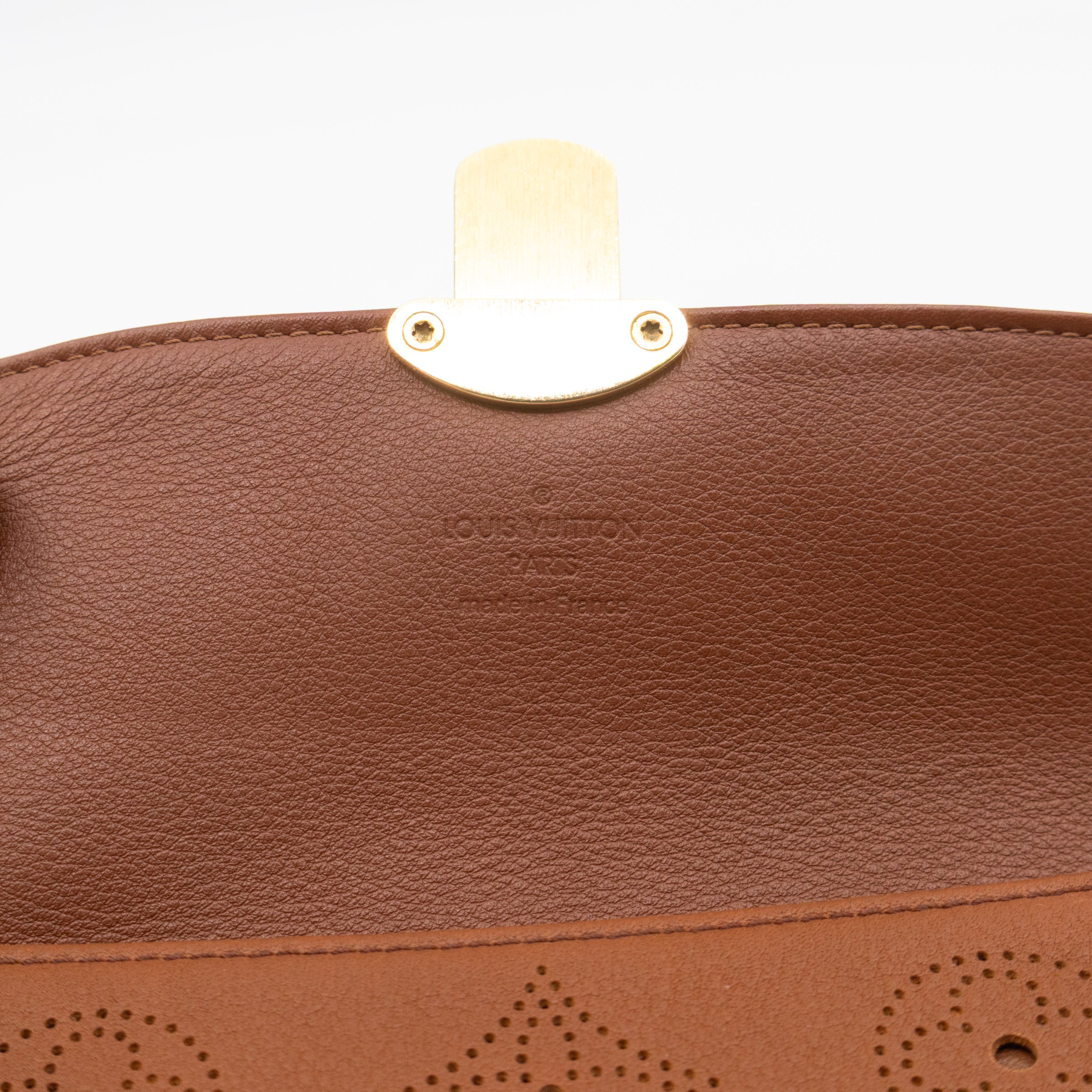 Amelia Clutch Wallet Cognac Mahina Leather