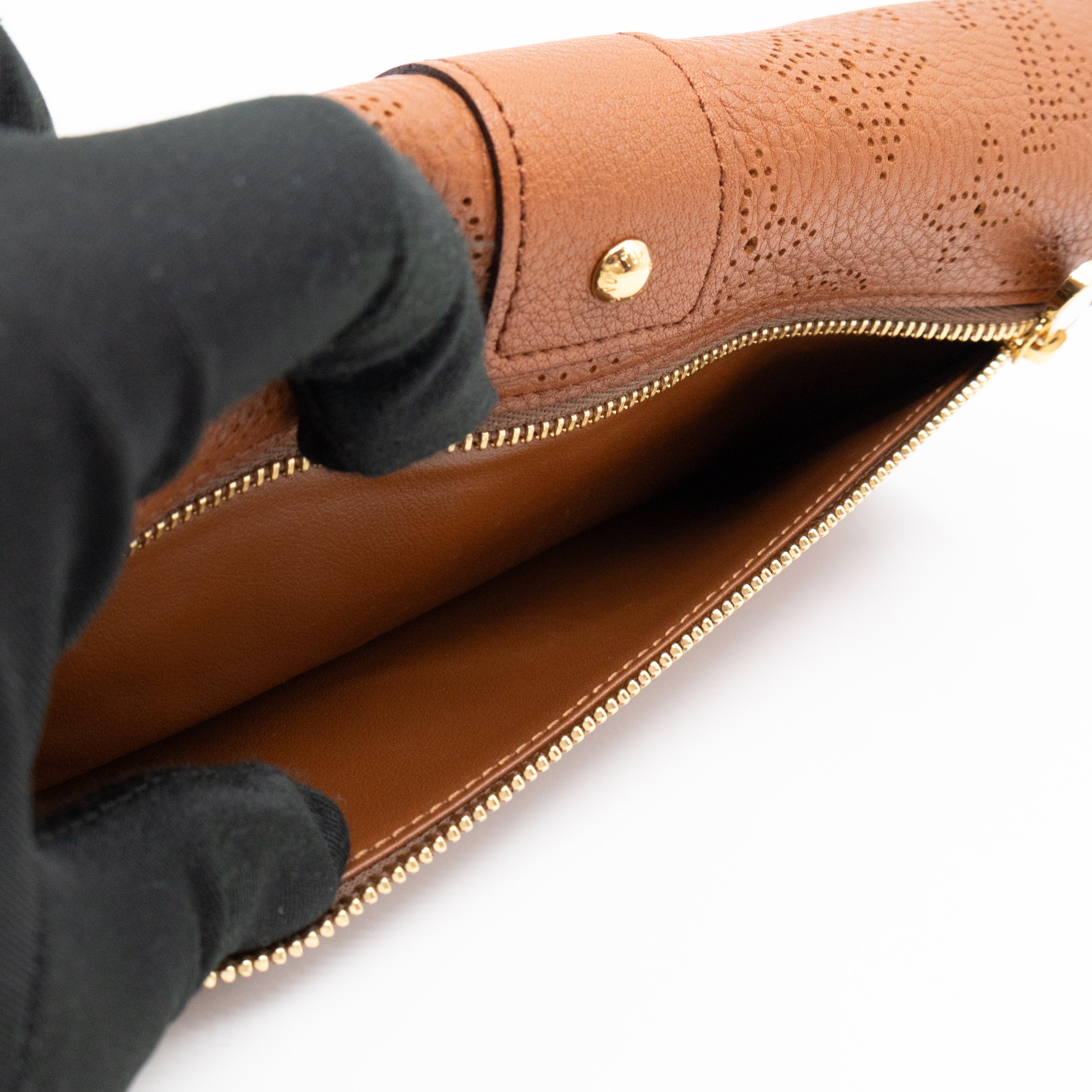 Amelia Clutch Wallet Cognac Mahina Leather