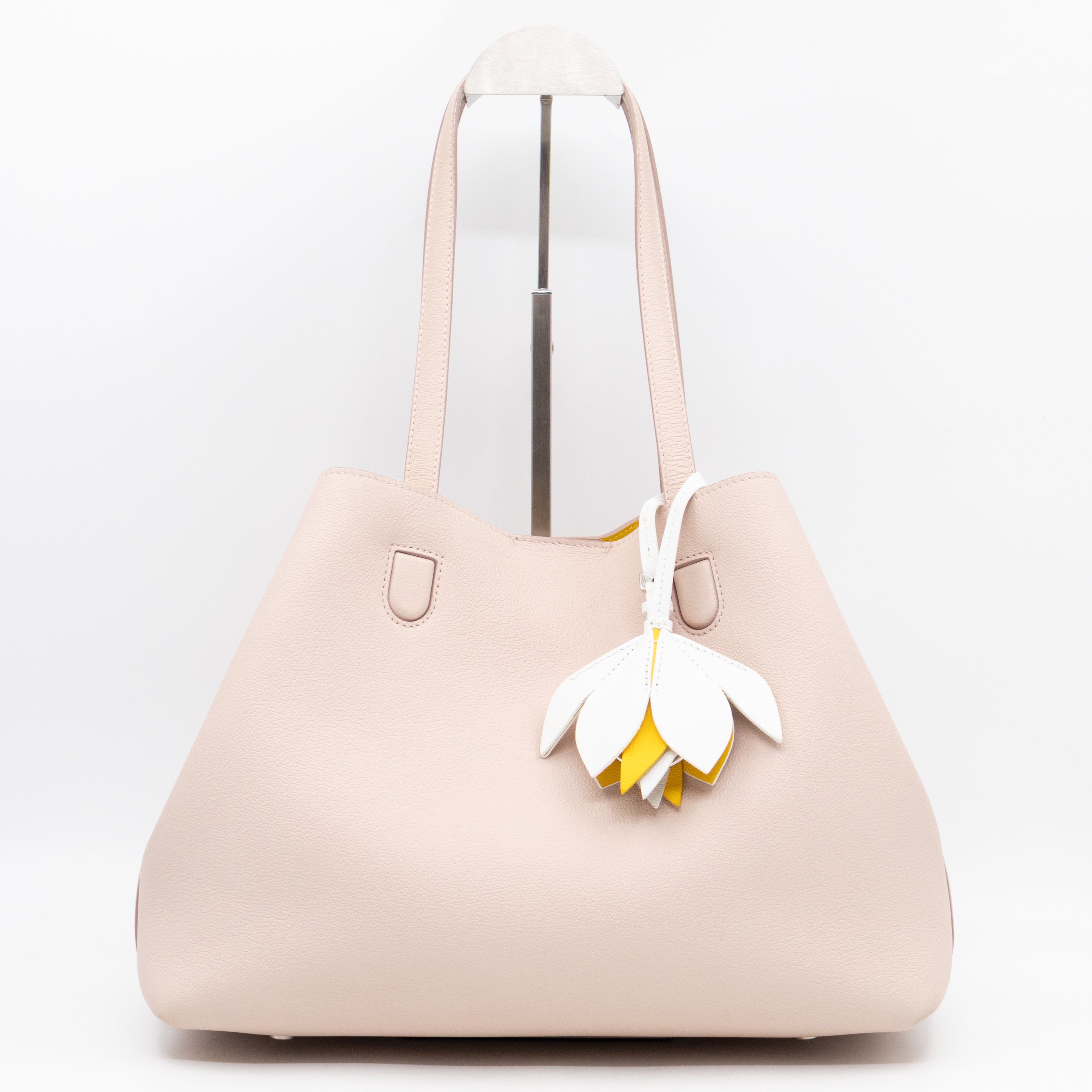 Blossom Tote Medium Sakura Pink Grained Leather