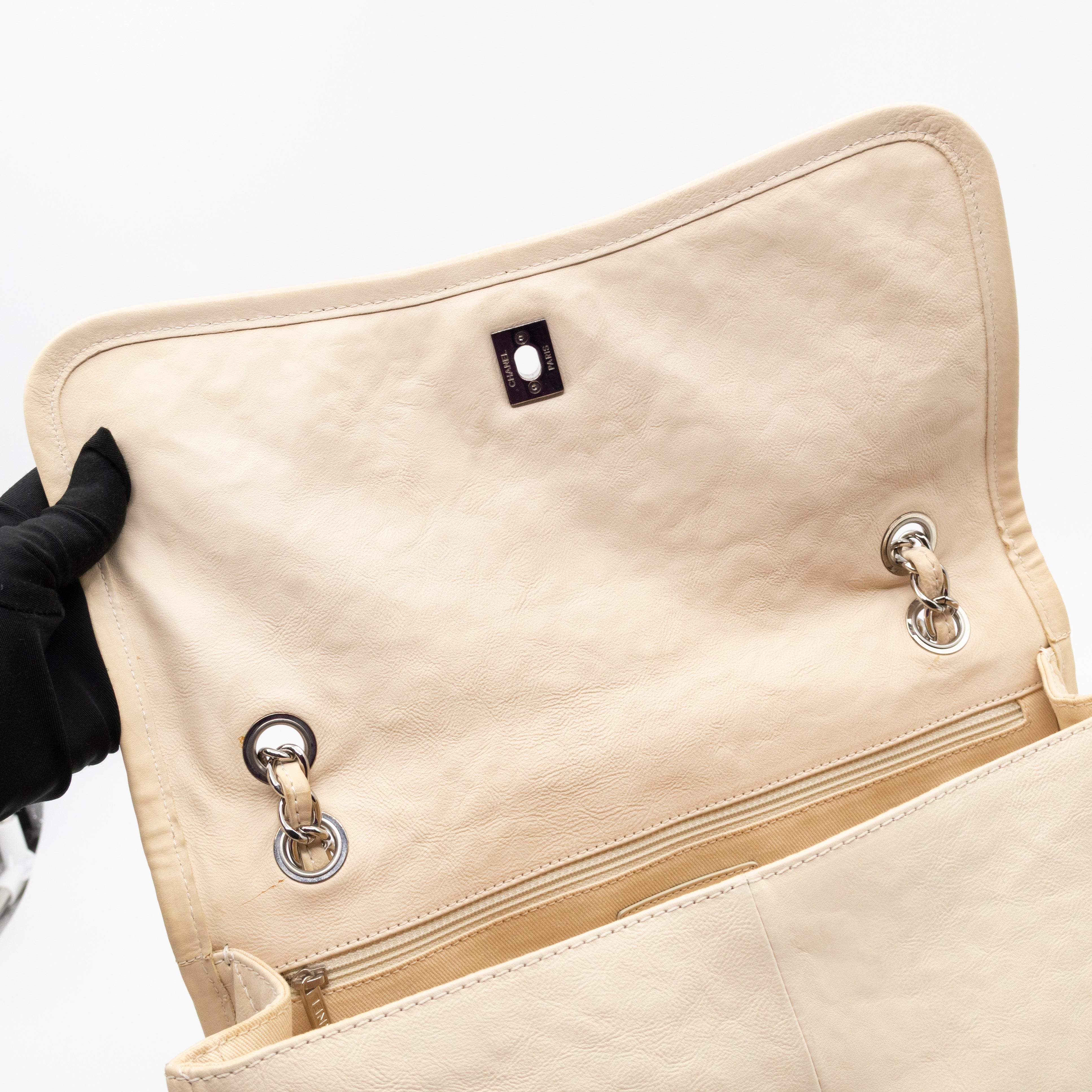 Natural Beauty Split Flap Bag Beige Leather