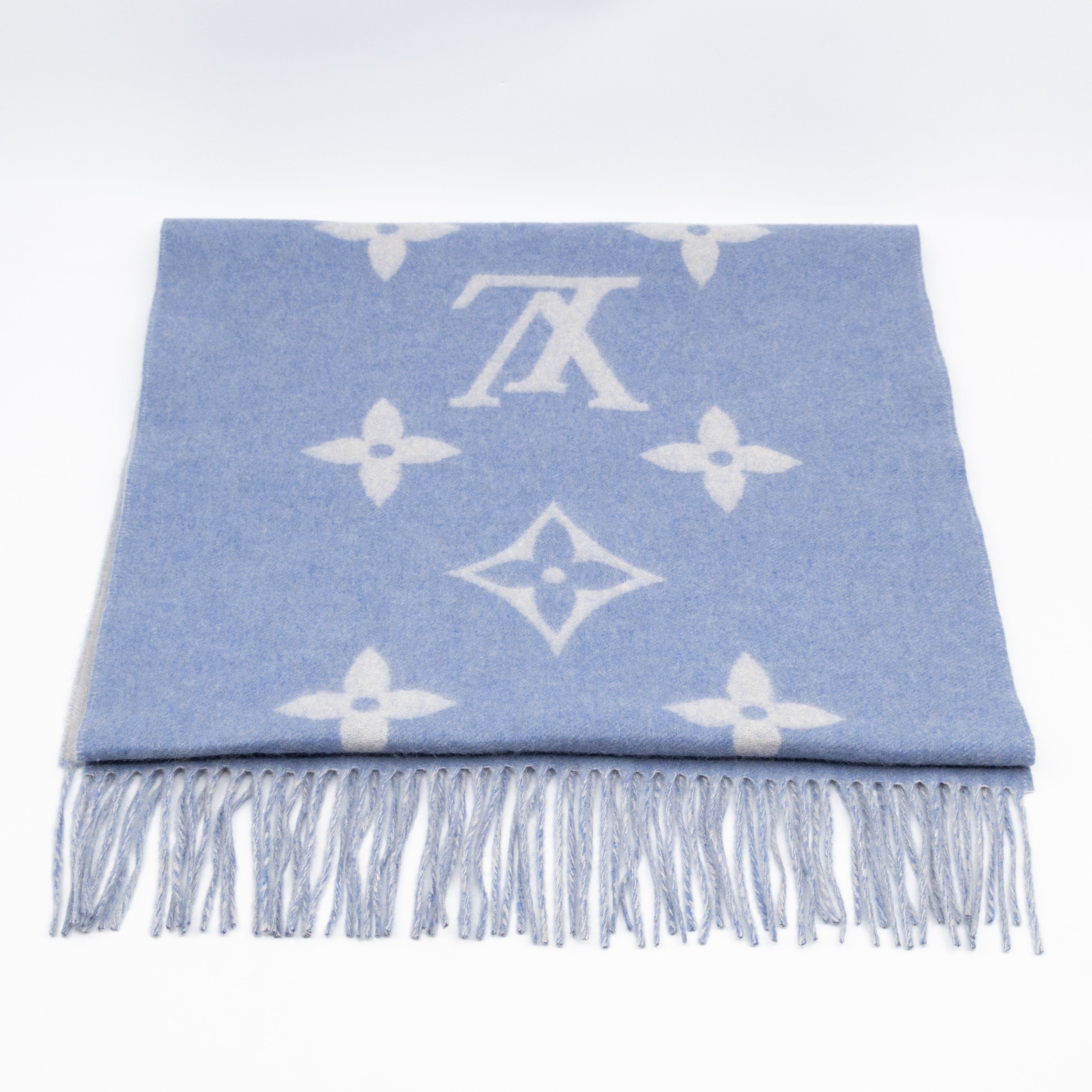 Reykjavik Studded Cashmere Scarf Blue