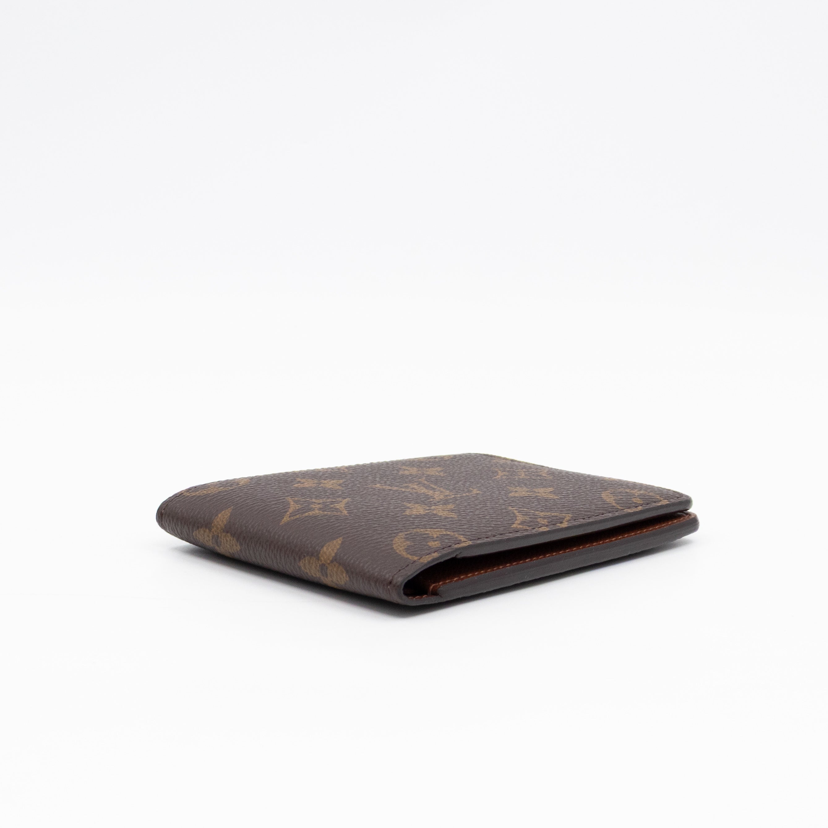 Multiple Wallet Monogram