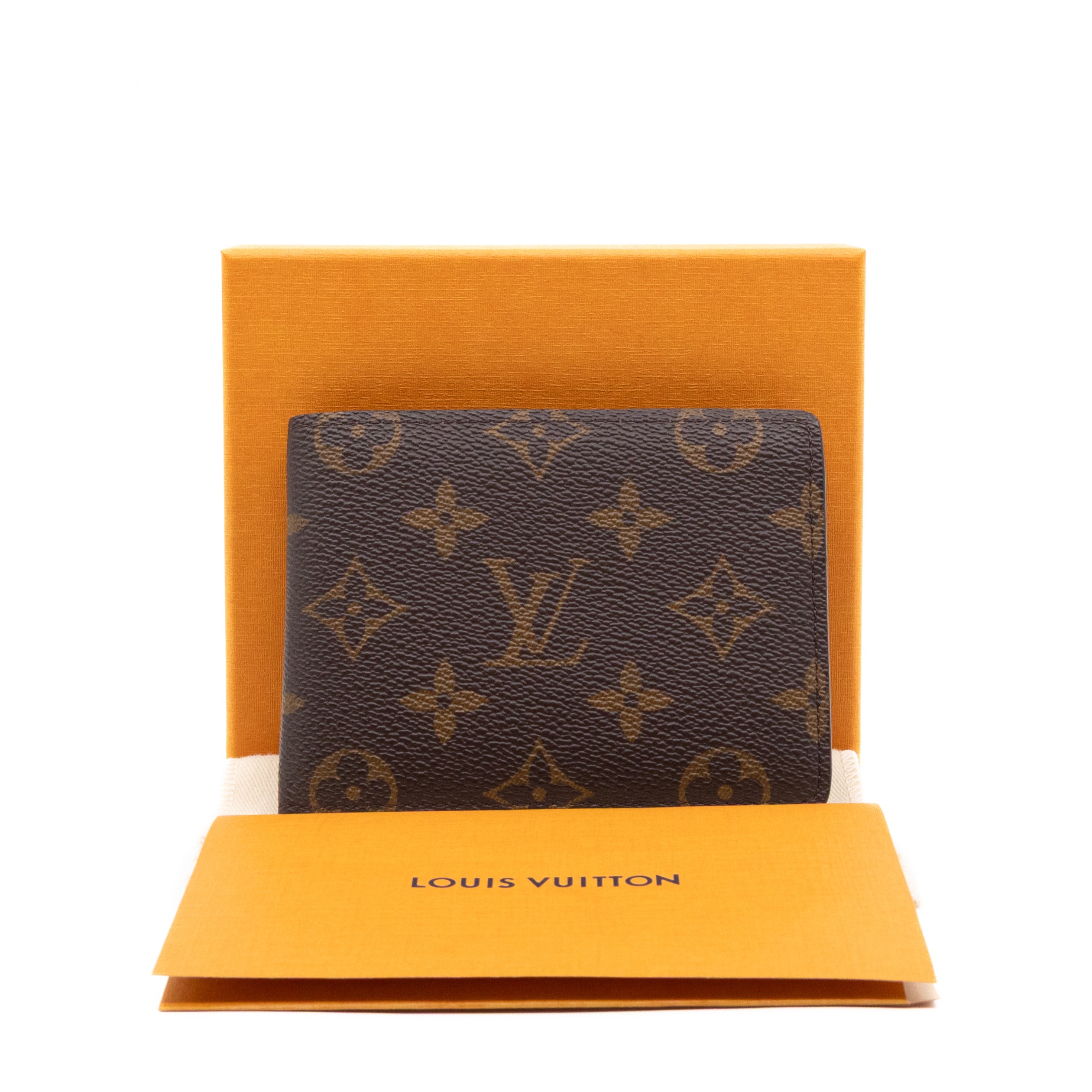 Multiple Wallet Monogram