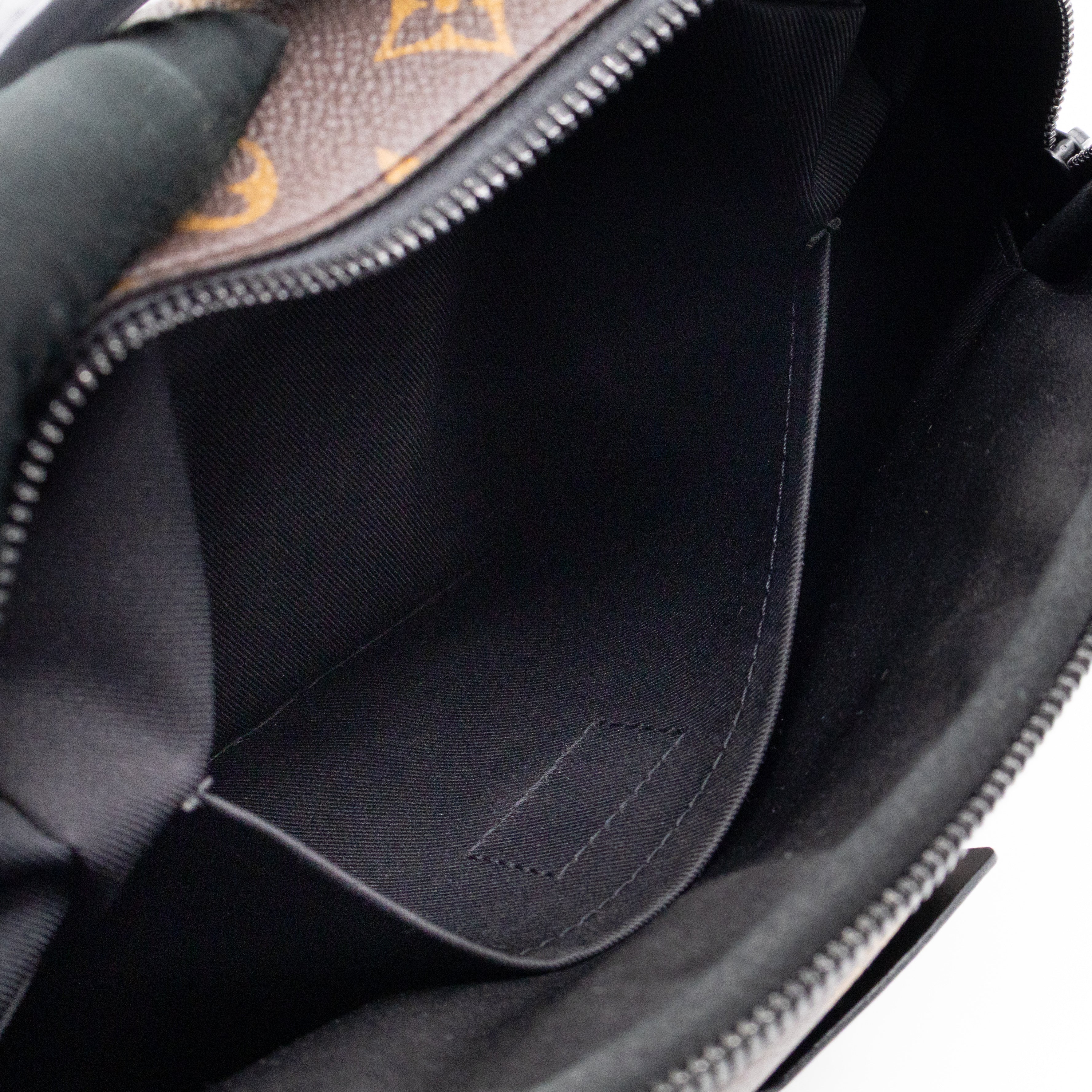 S-Lock Messenger Bag Monogram Macassar