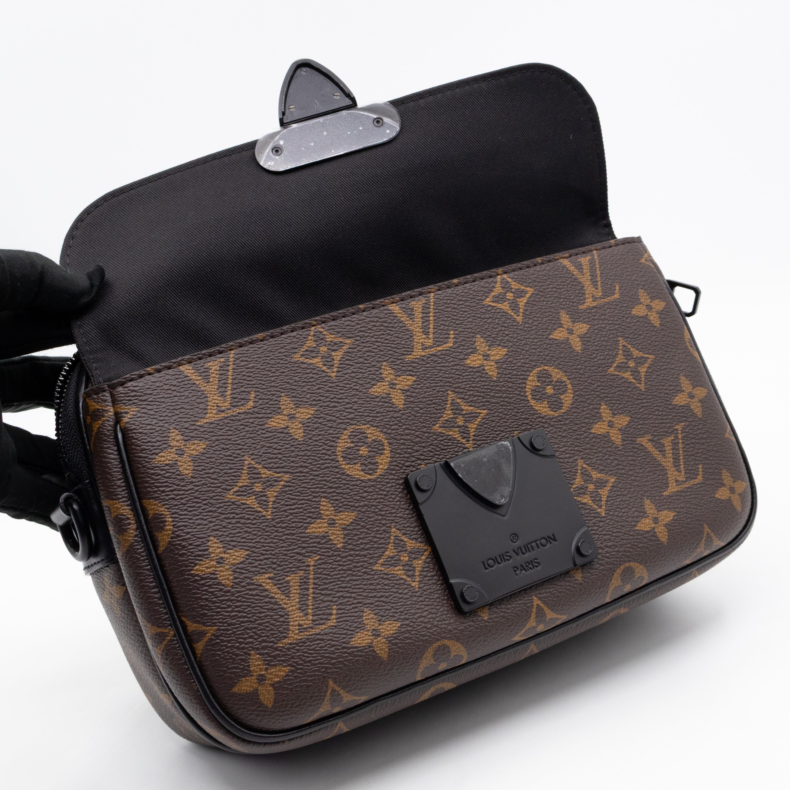 S-Lock Messenger Bag Monogram Macassar