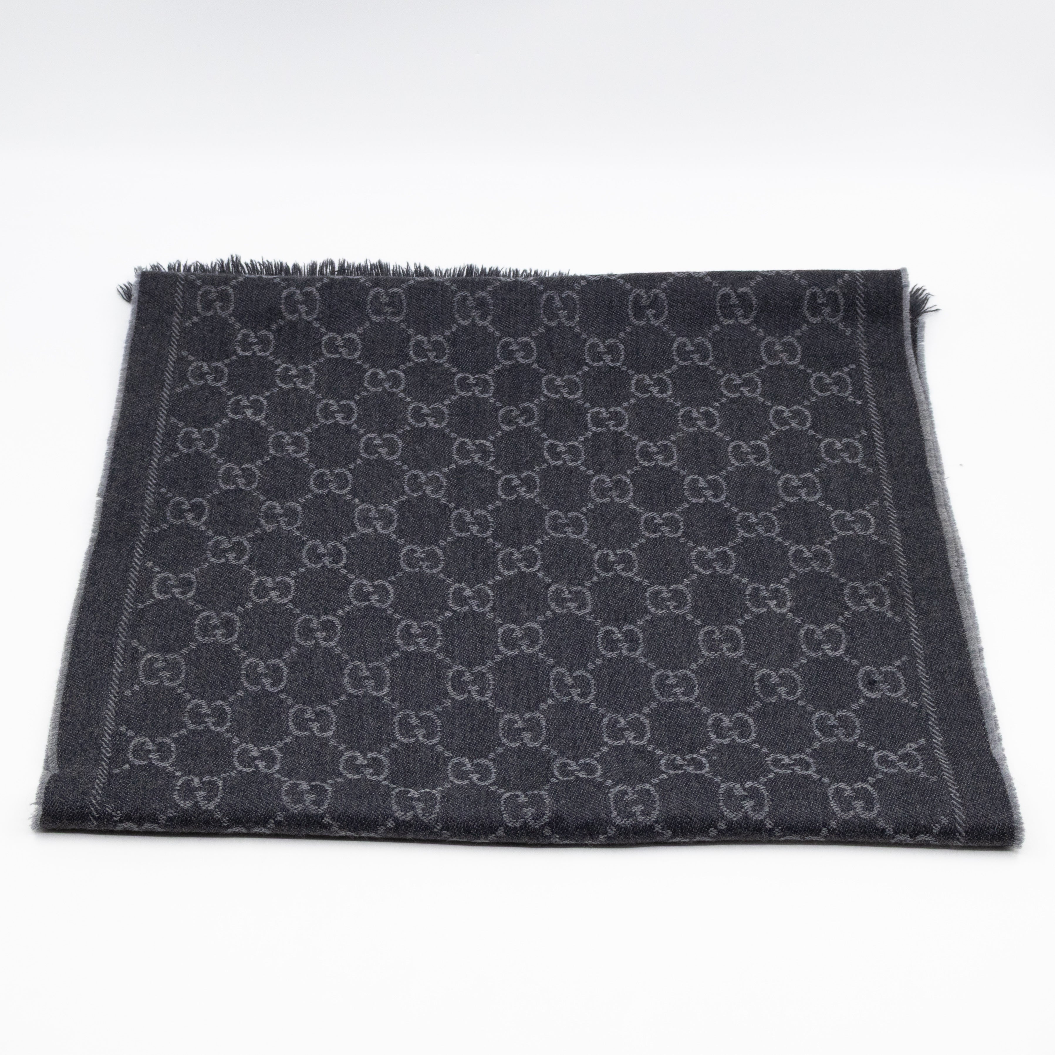 GG Wool Scarf Grey & Black
