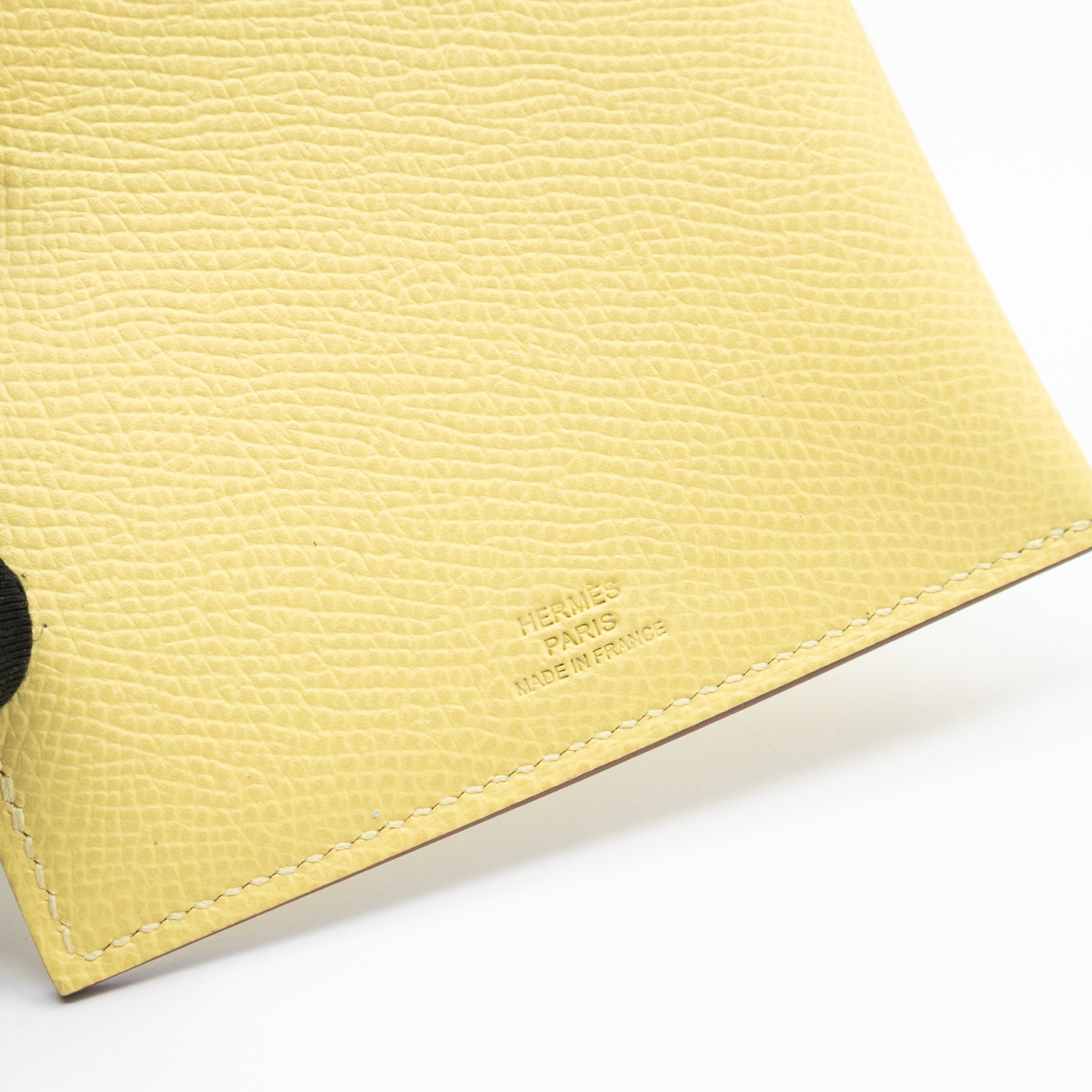Tarmac Passport Holder Jaune Poussin Epsom Calfskin