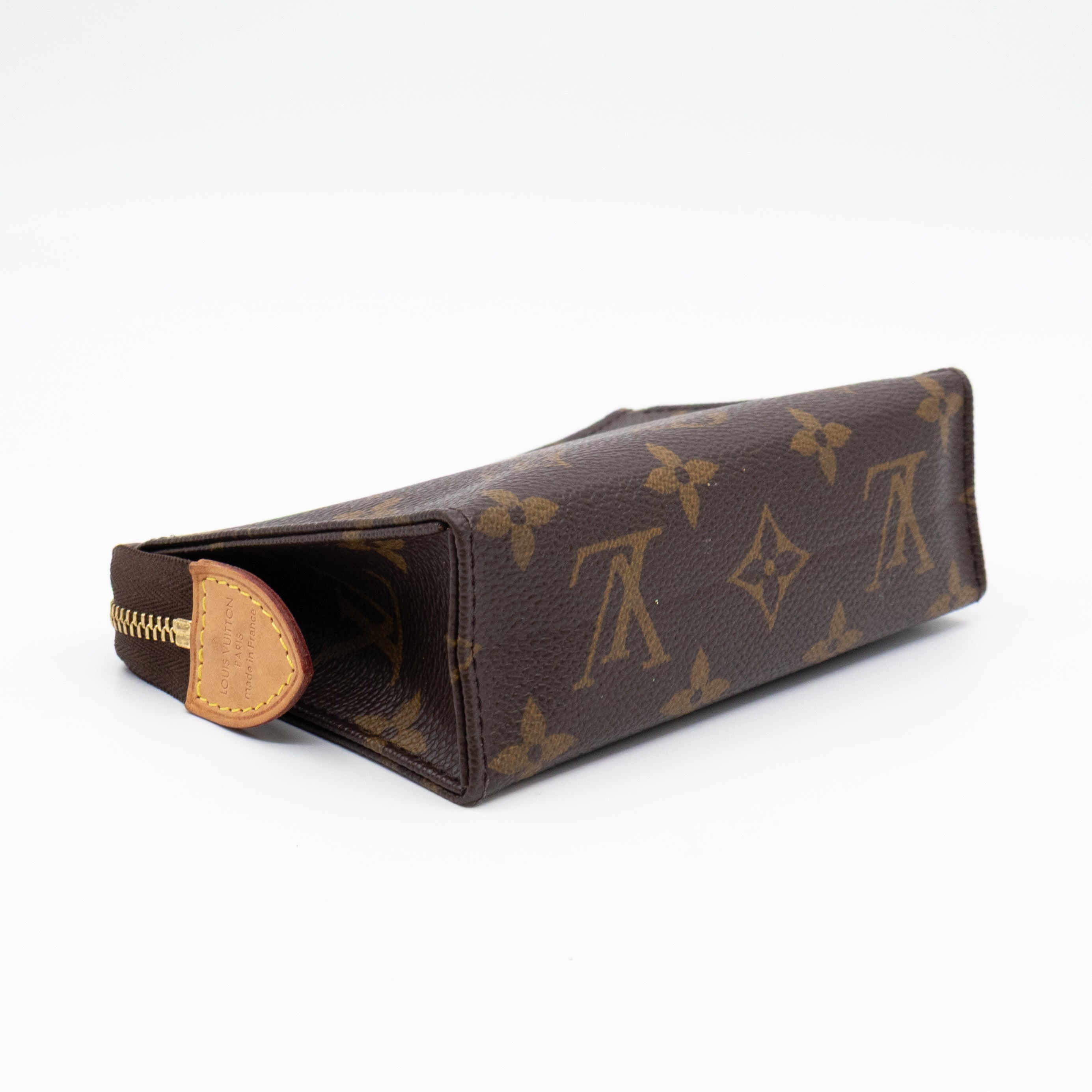 Toiletry Pouch 15 Monogram