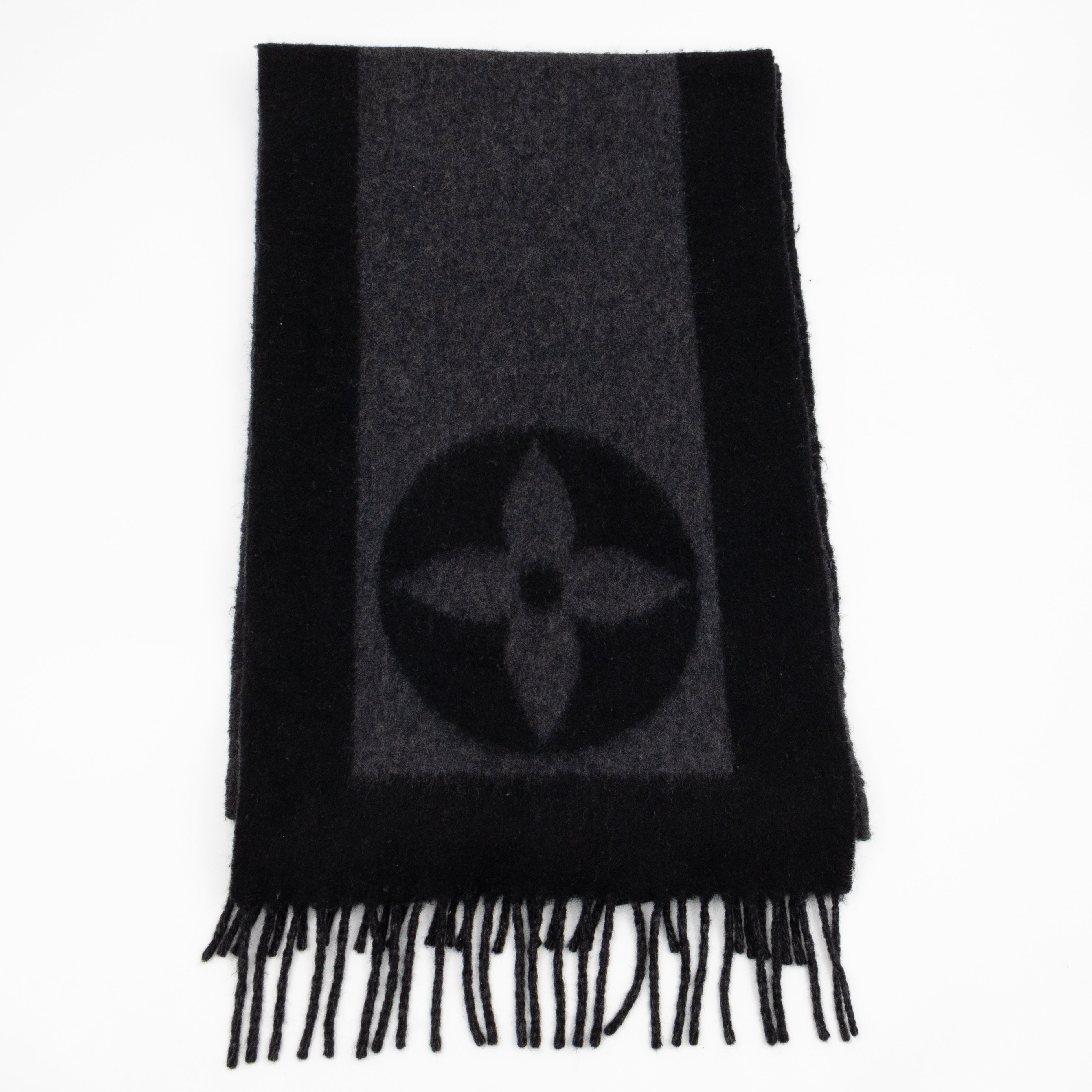 Cardiff Scarf Black
