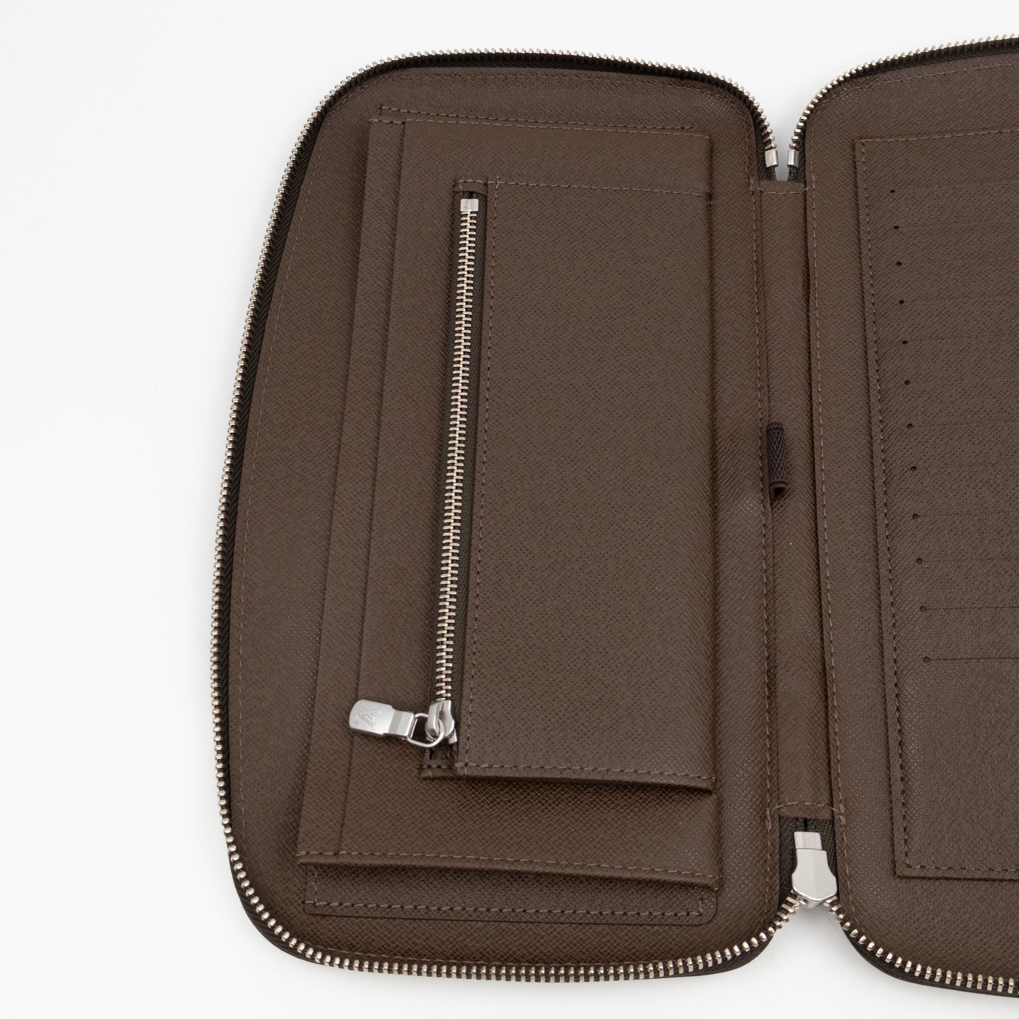 Atoll Travel Organizer Case Brown Taigarama Leather