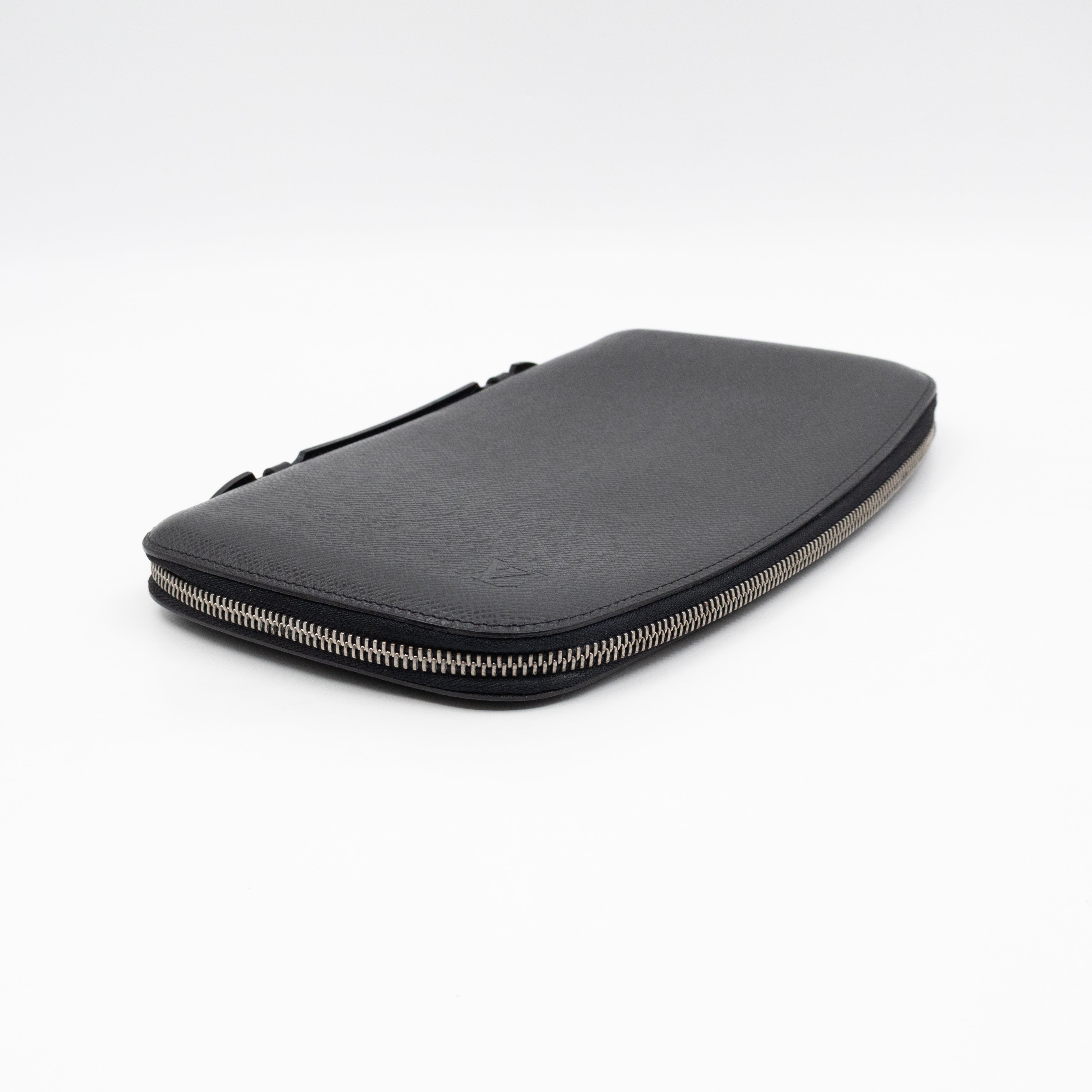 Atoll Travel Organizer Case Taigarama Black Leather