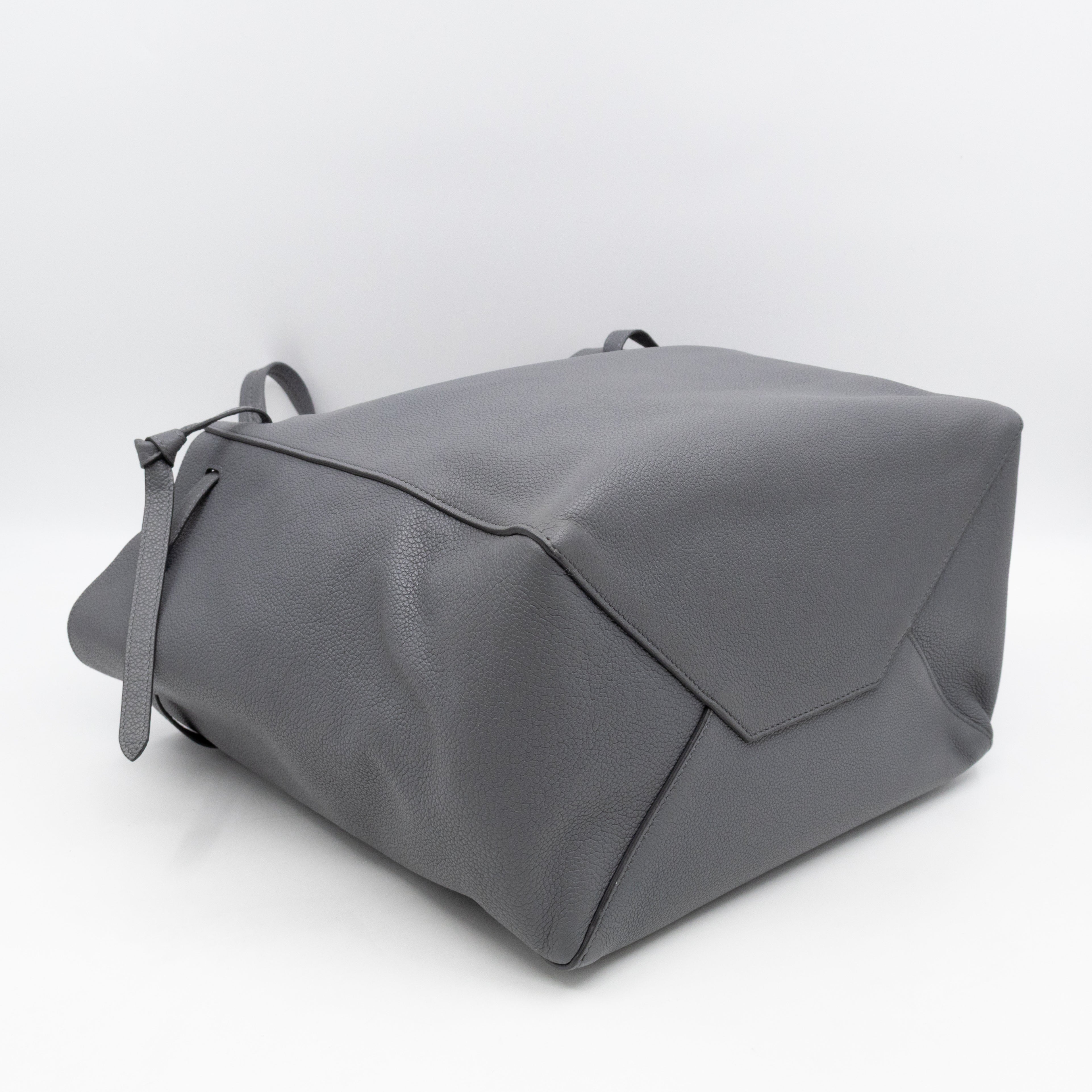 Cabas Phantom Tote Grey Leather