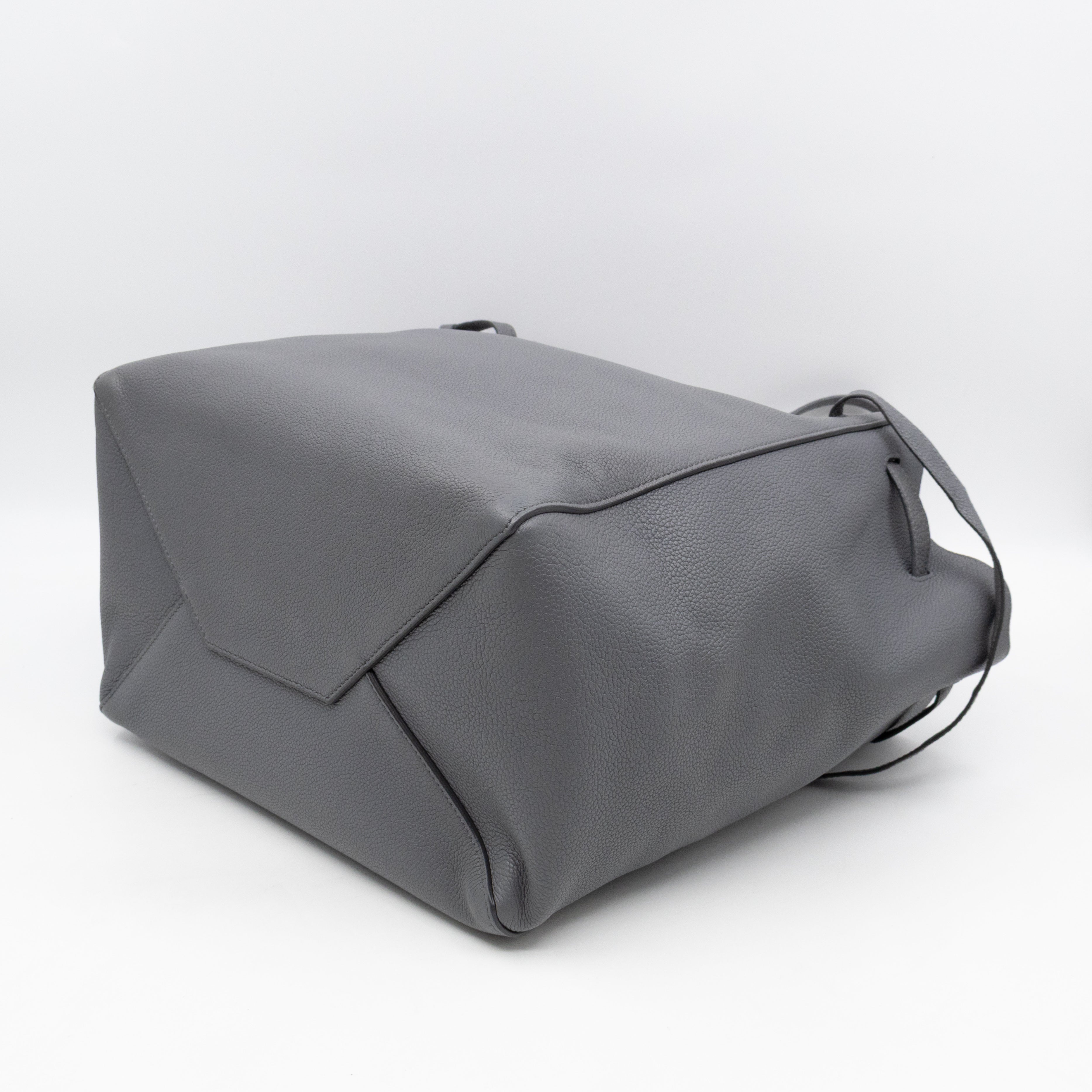 Cabas Phantom Tote Grey Leather