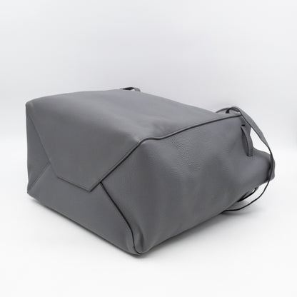 Cabas Phantom Tote Grey Leather