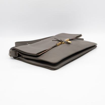 Clasp Fold-over Bag Grey Leather