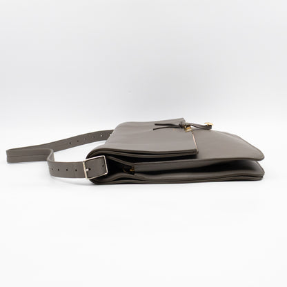 Clasp Fold-over Bag Grey Leather