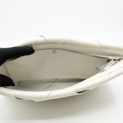 Clutch Maxi White Intrecciato Leather