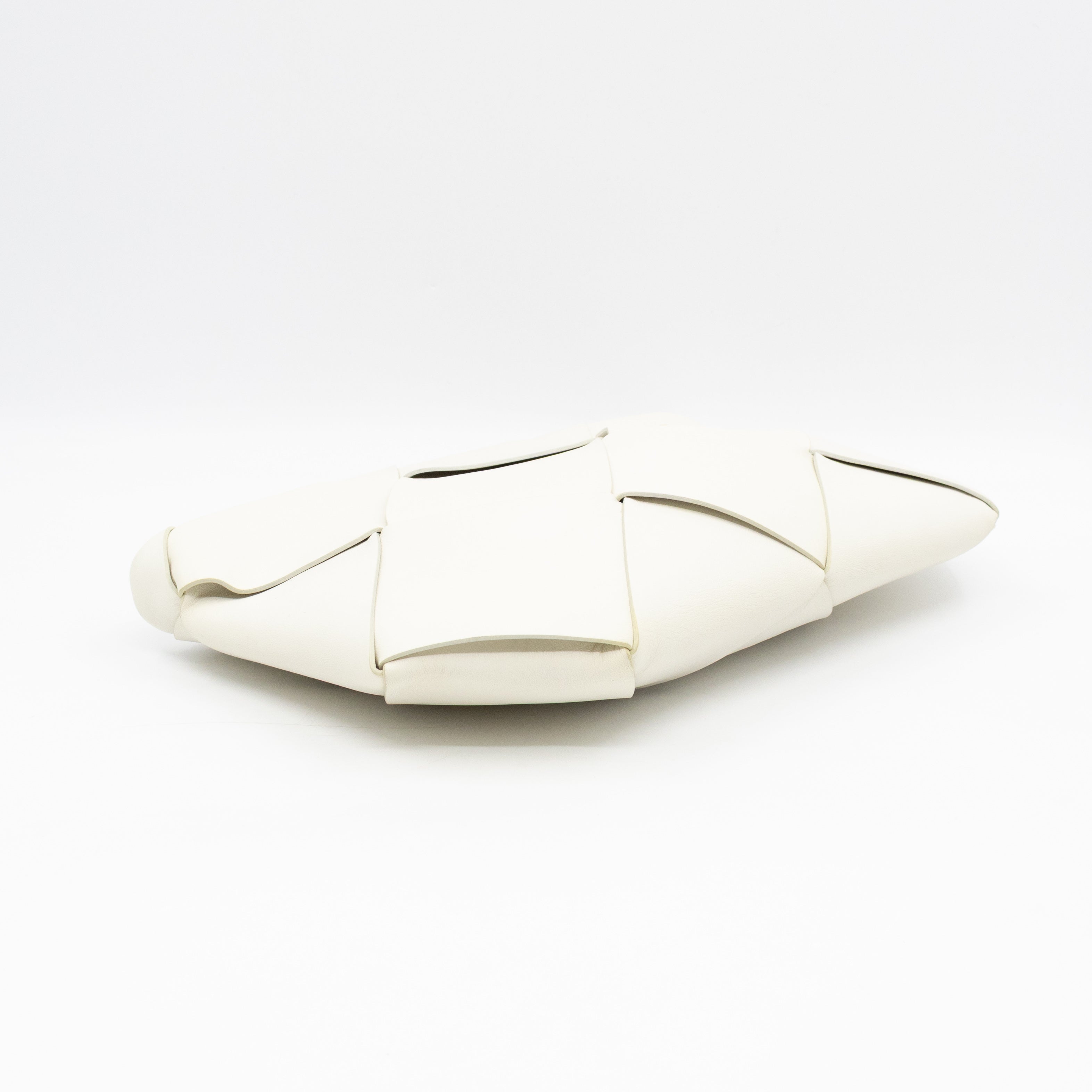 Clutch Maxi White Intrecciato Leather