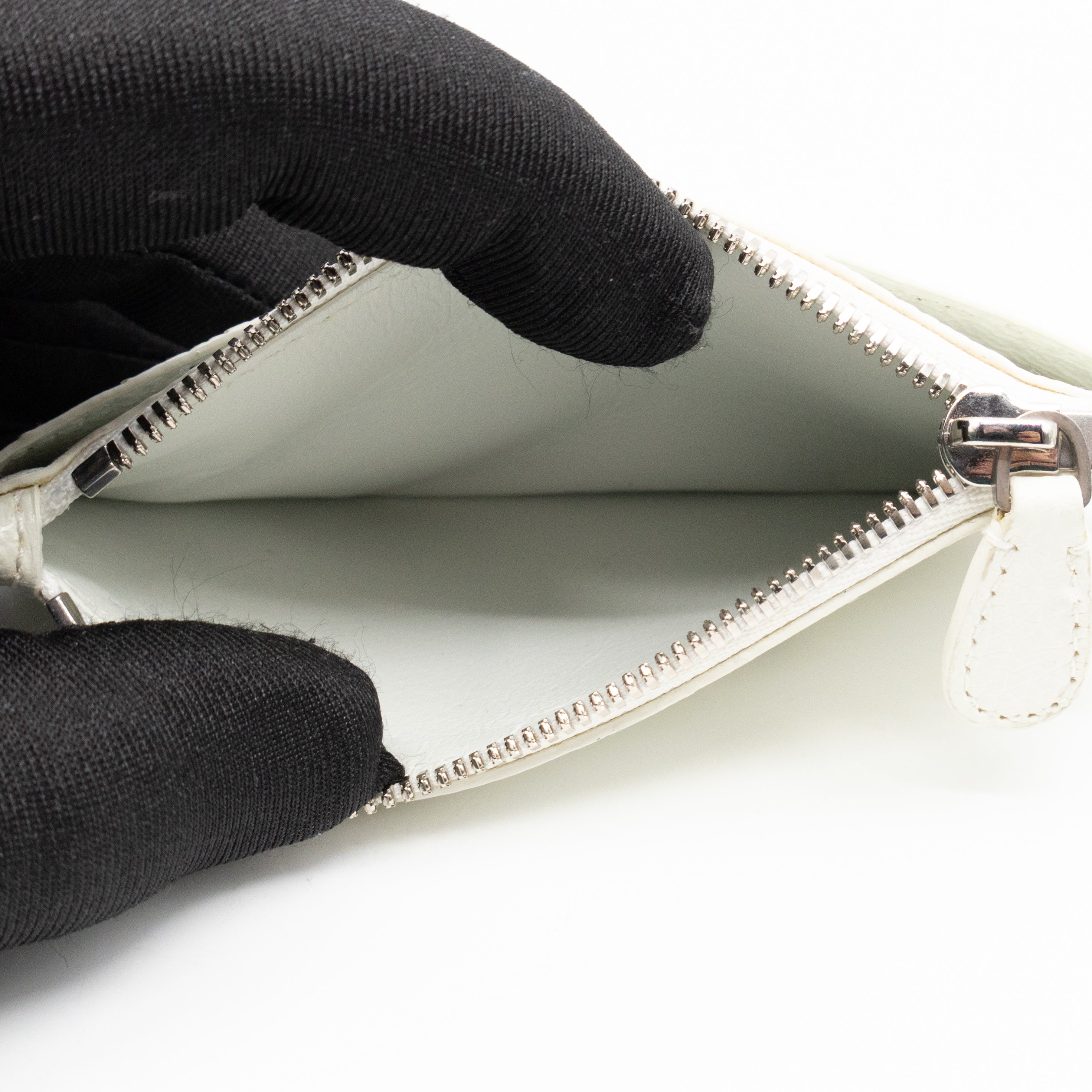 Zipped Card Holder White Leather