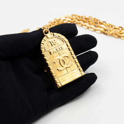 31 Rue Cambon Door CC Pendant Metal Chain Necklace & Belt Gold