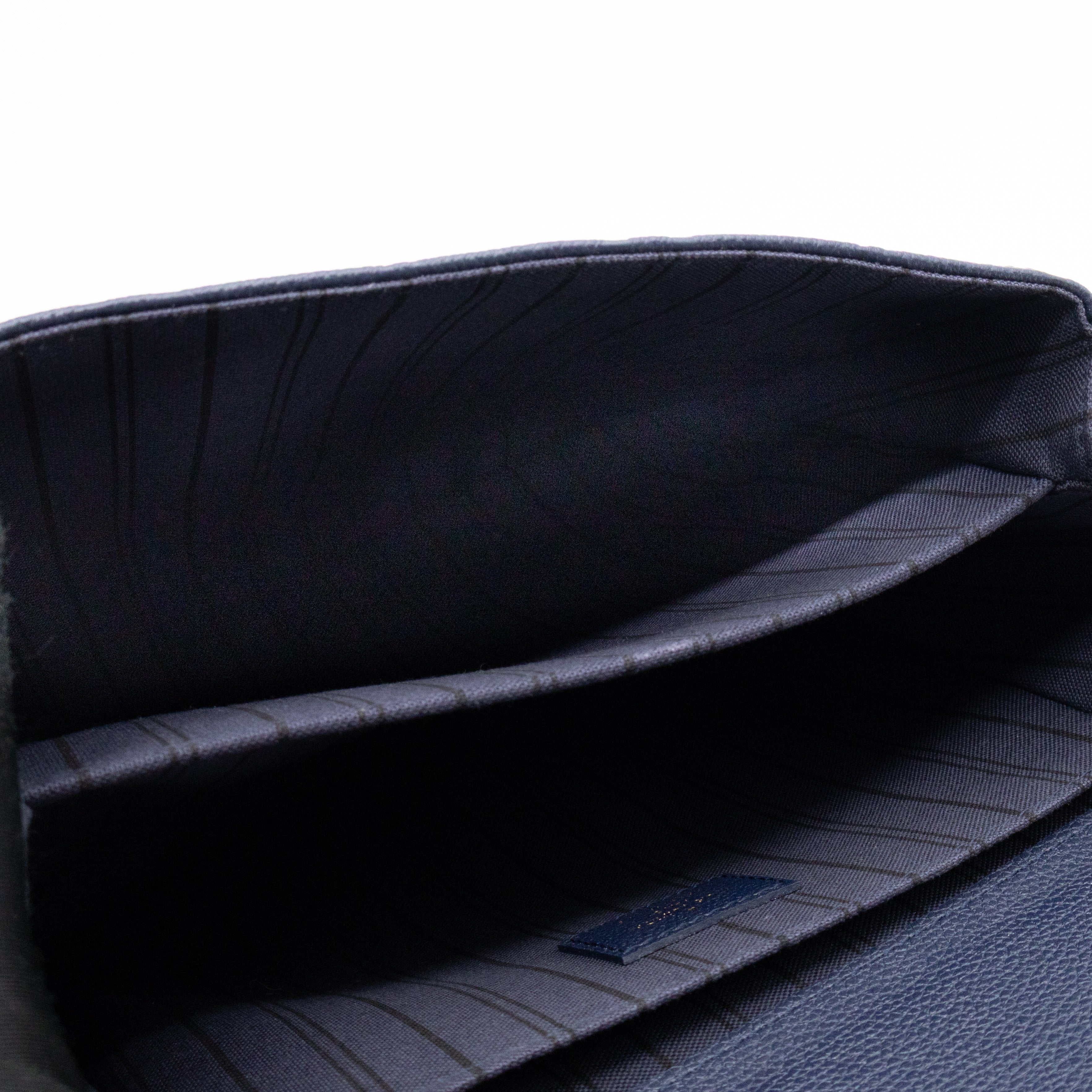 Pochette Metis Navy Monogram Empreinte Leather