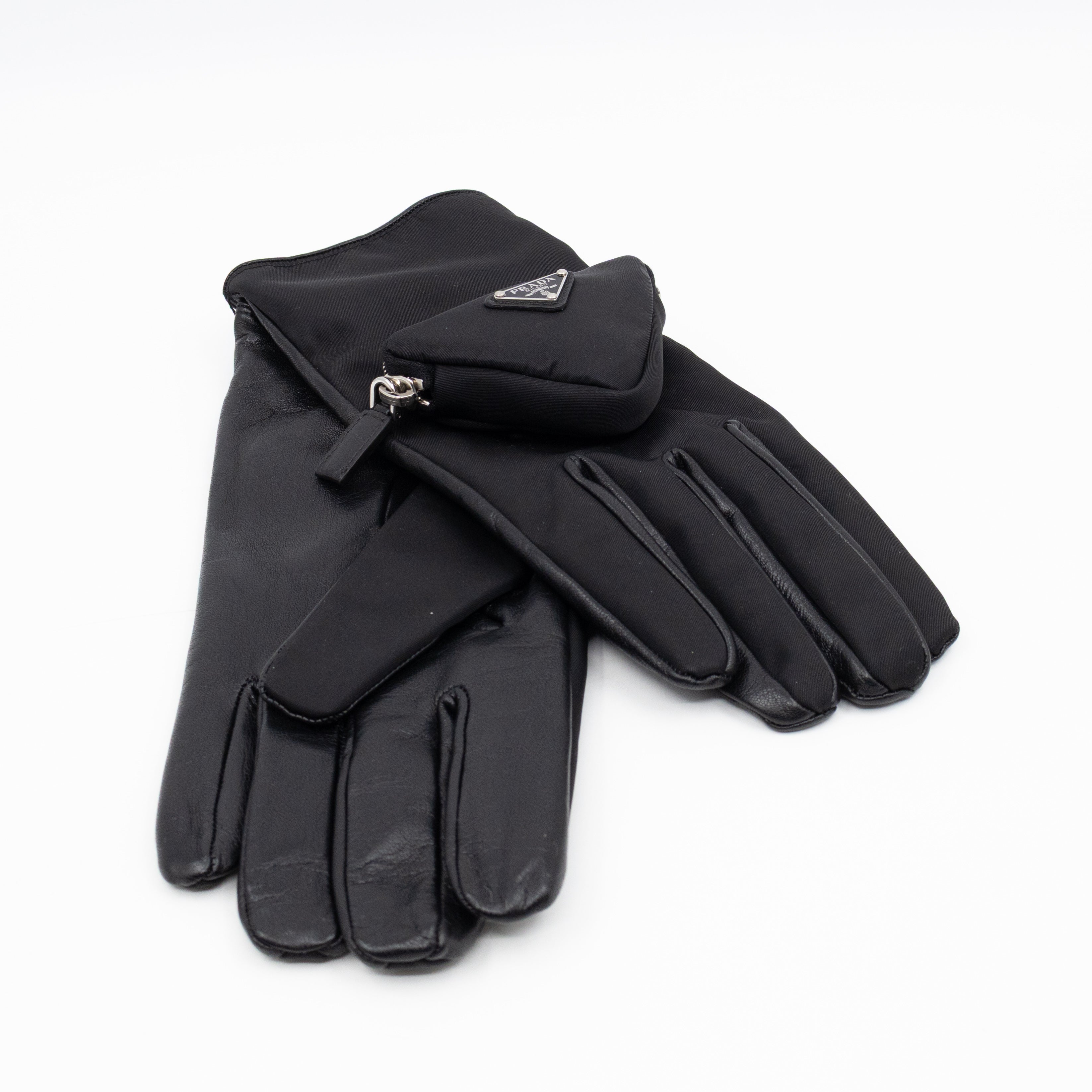Prada Triangle Pouch Gloves Black Re-nylon & Leather – Queen Station