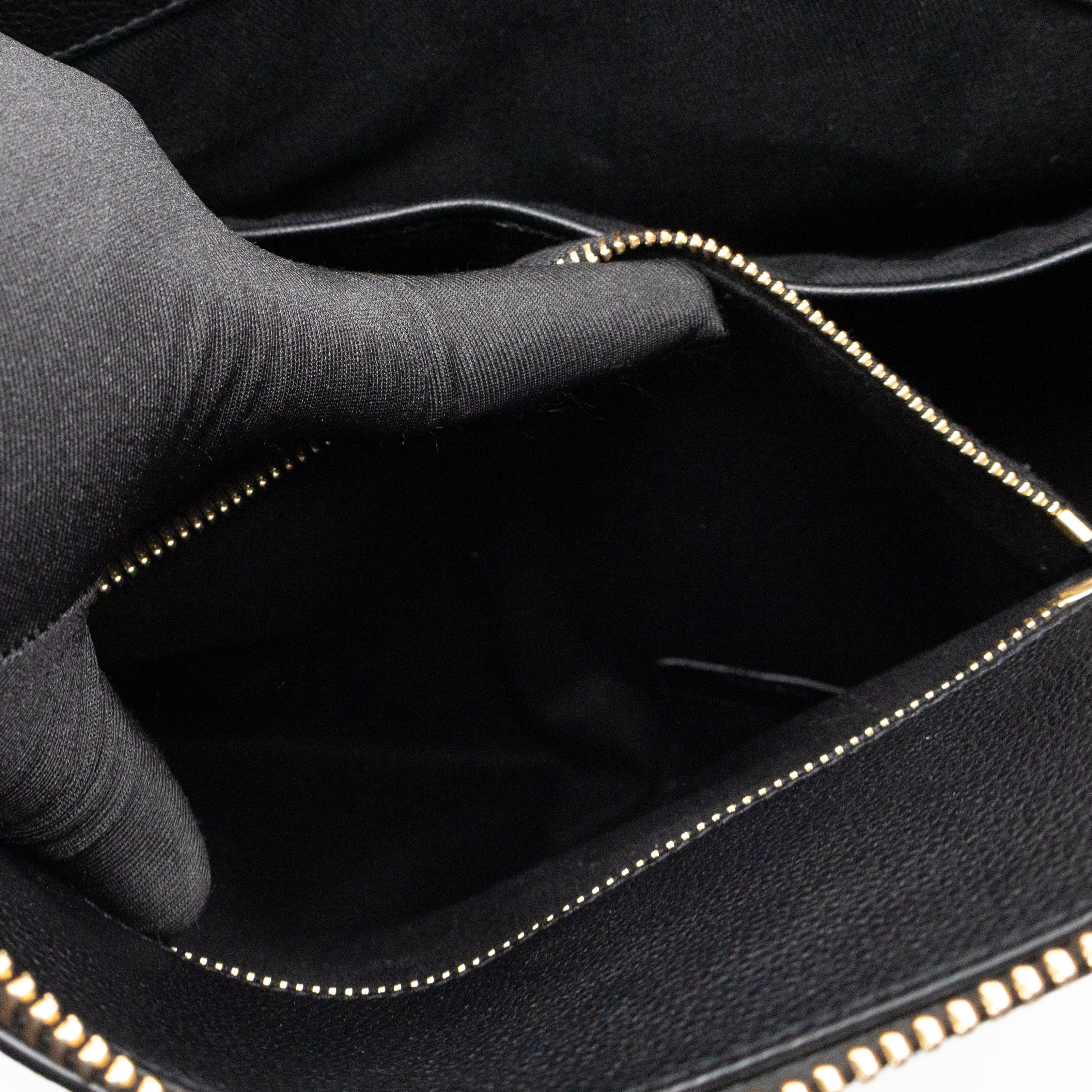 Sac de Jour North South Tote Black Grained Leather