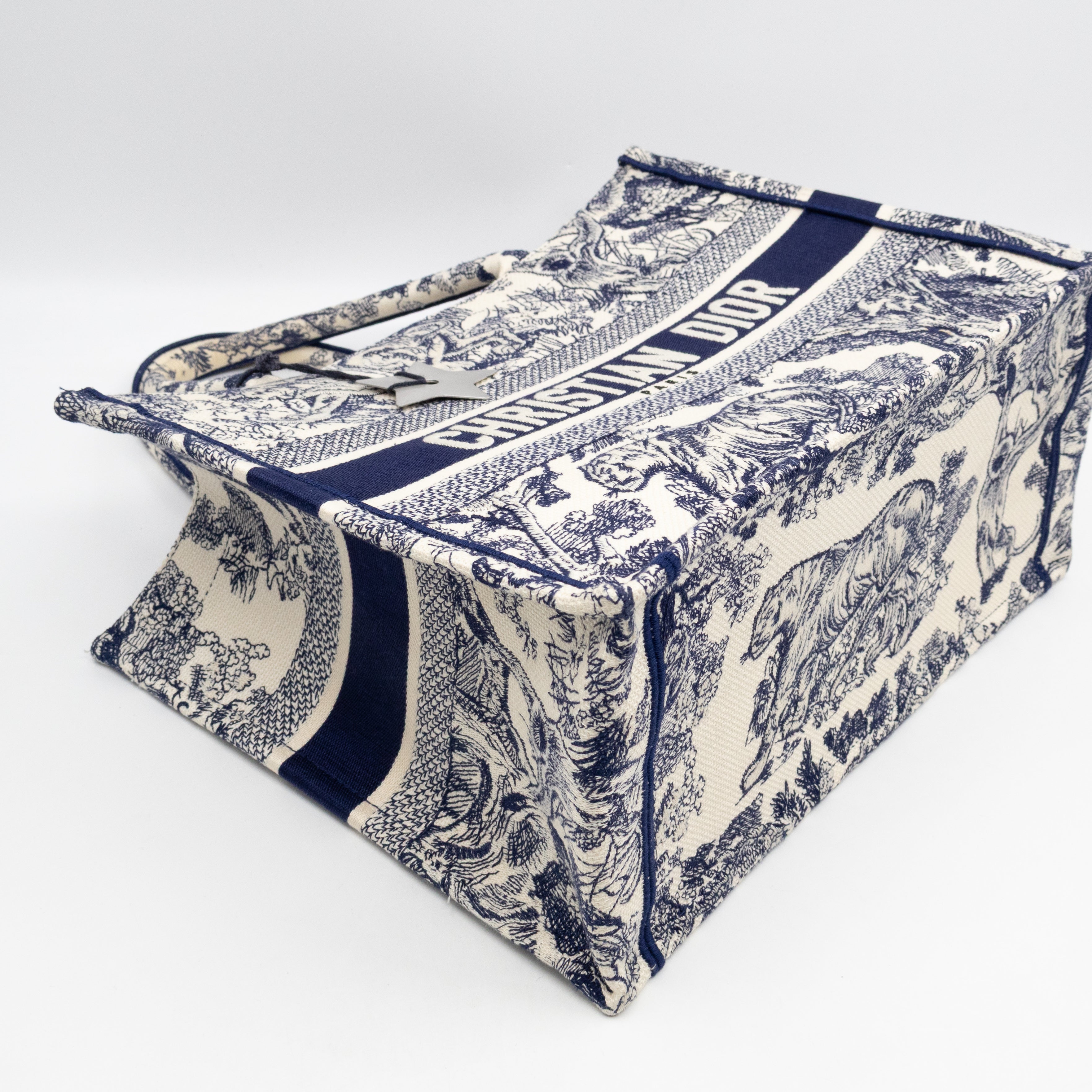 Book Tote Medium Navy & White Toile de Jouy Sauvage Embroidery
