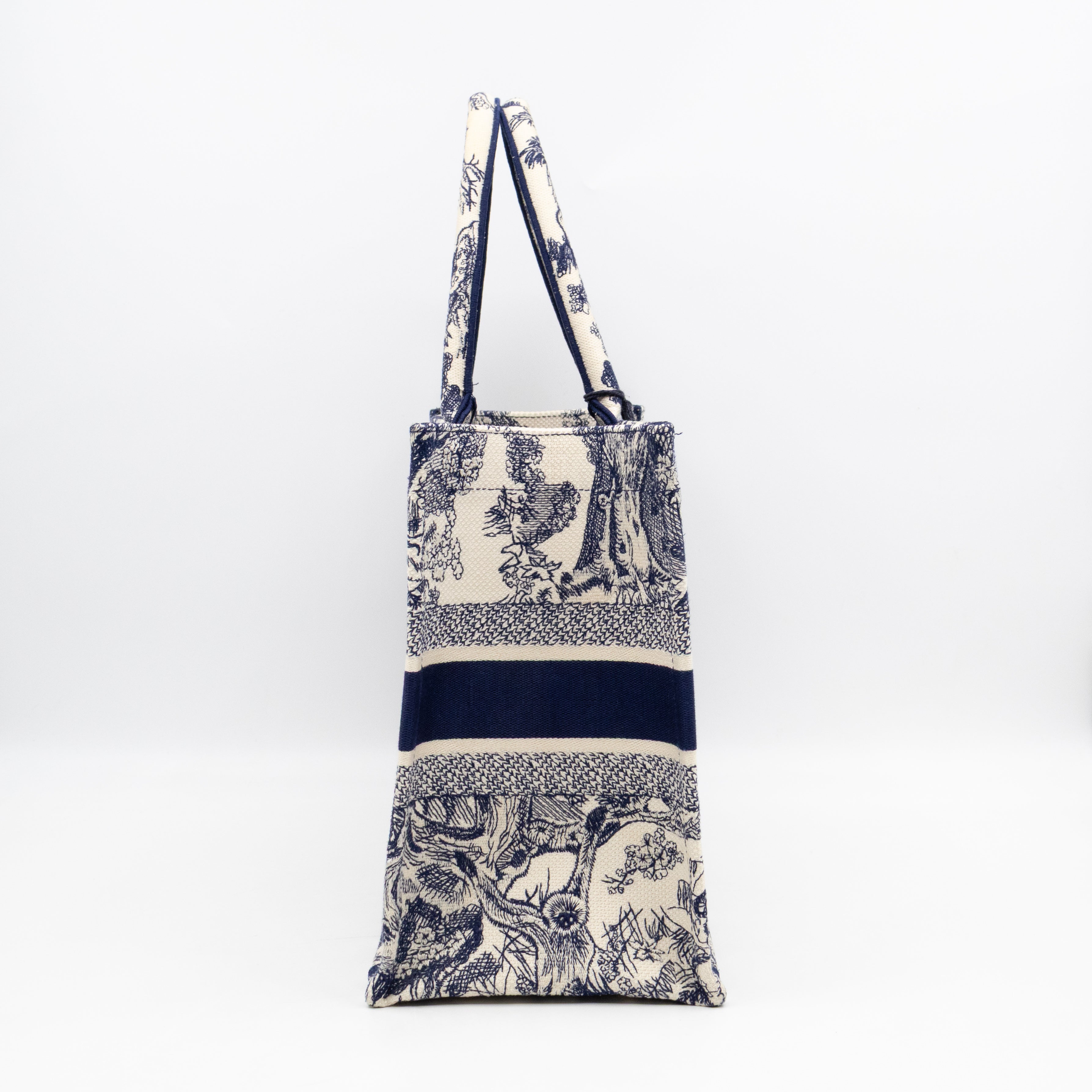 Book Tote Medium Navy & White Toile de Jouy Sauvage Embroidery