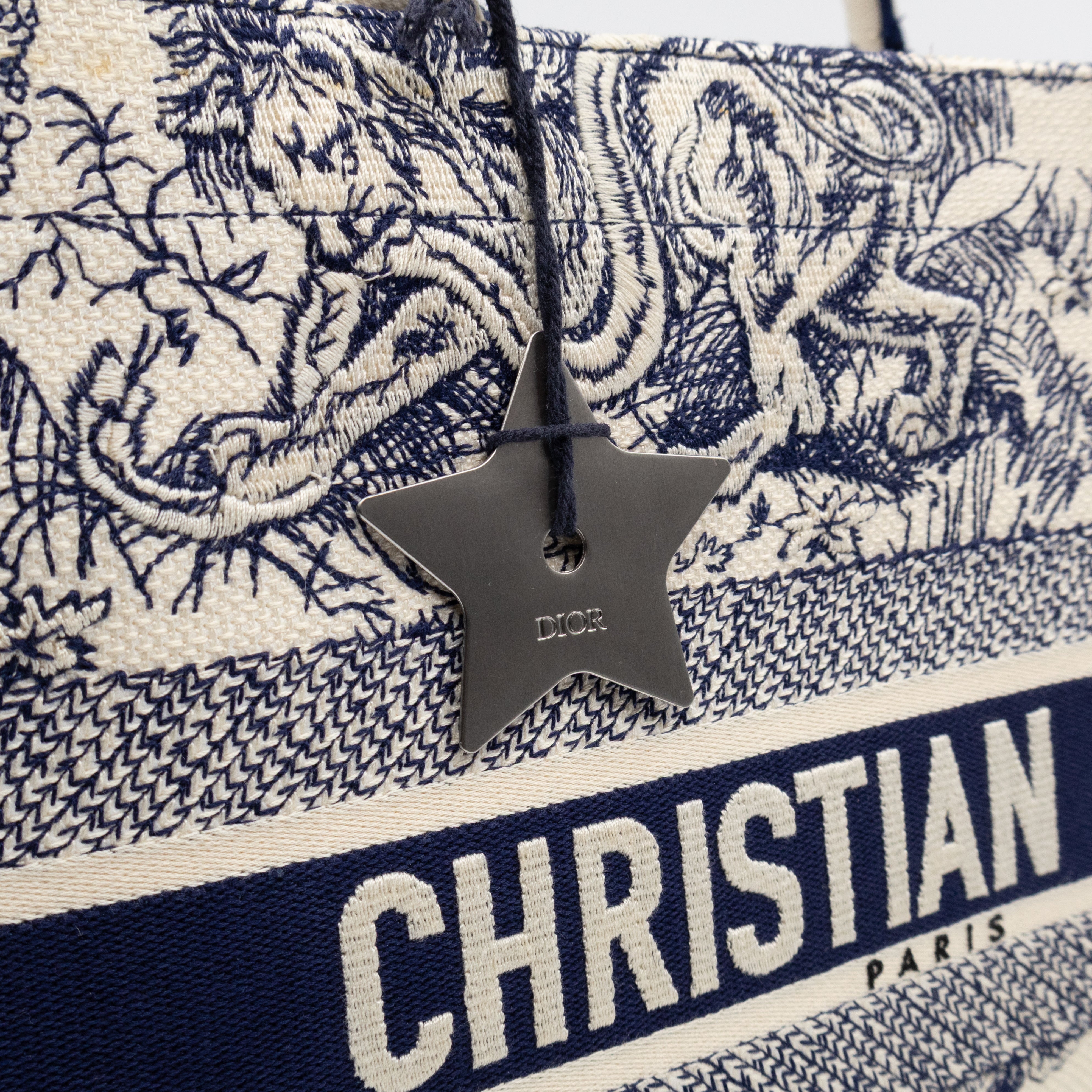 Book Tote Medium Navy & White Toile de Jouy Sauvage Embroidery