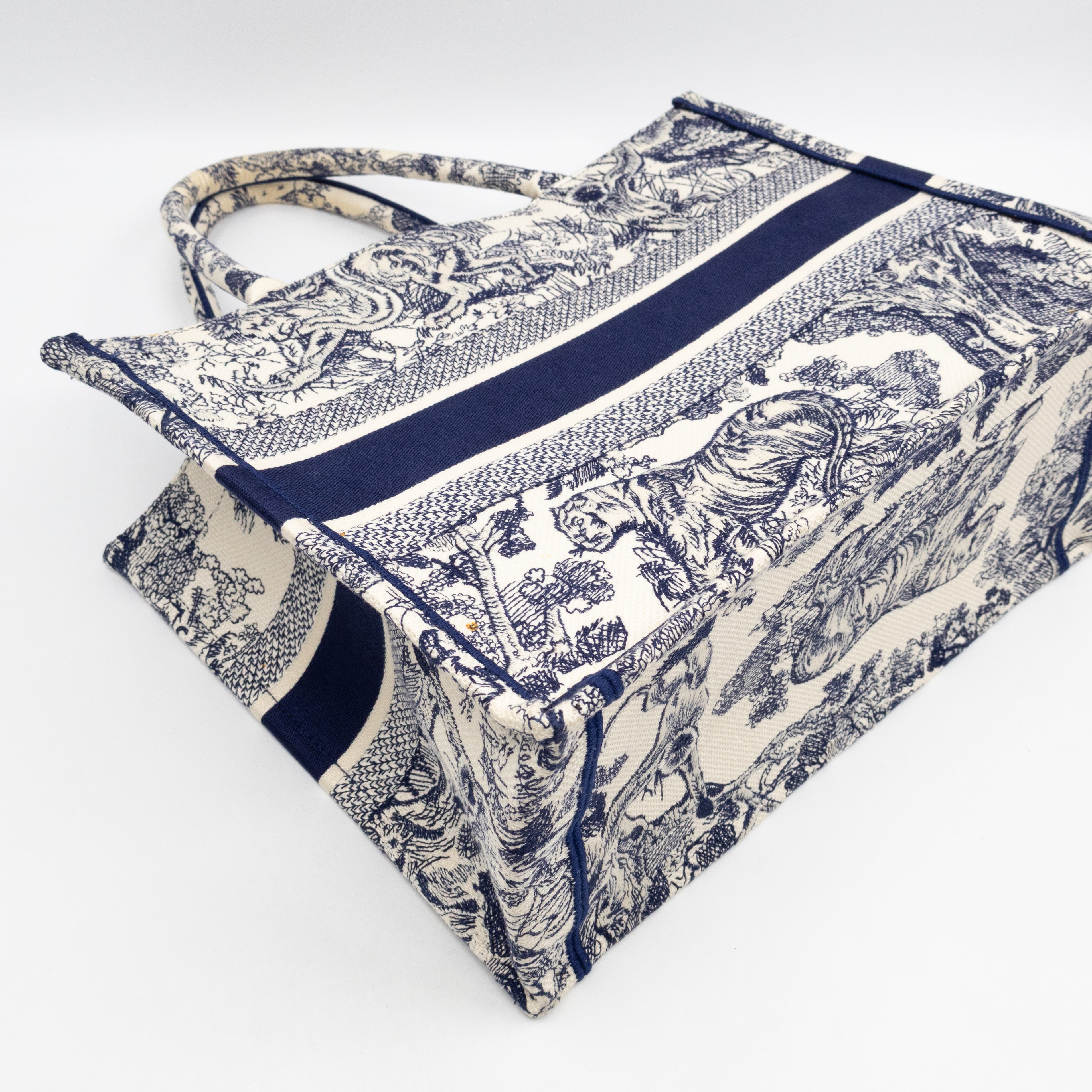 Book Tote Medium Navy & White Toile de Jouy Sauvage Embroidery