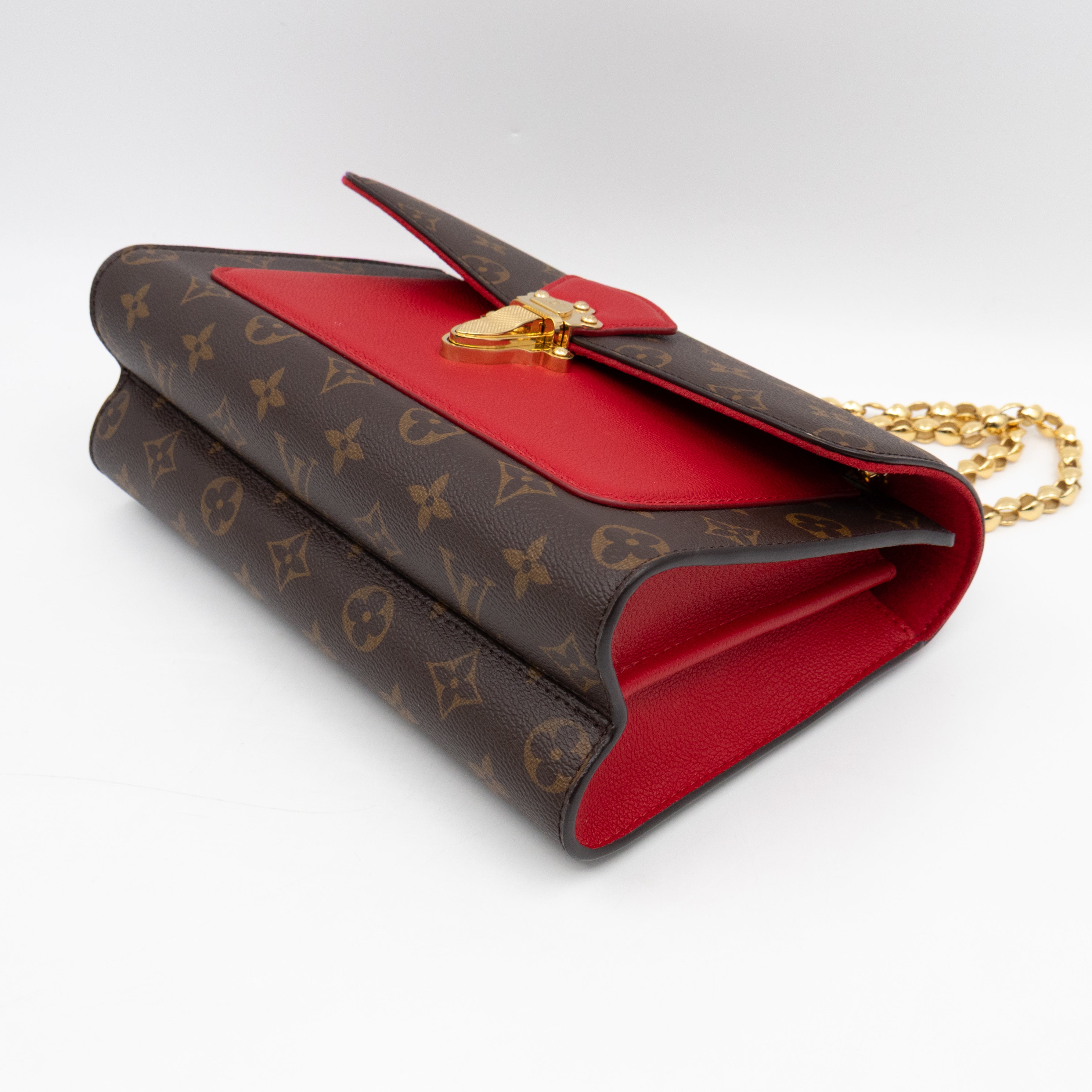 Victoire Monogram Red