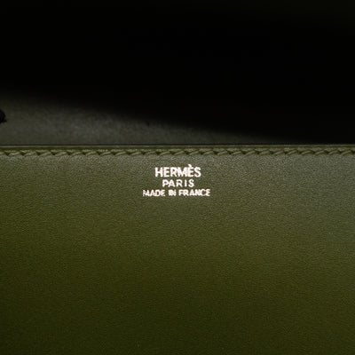 Medor 23 Clutch Green Leather