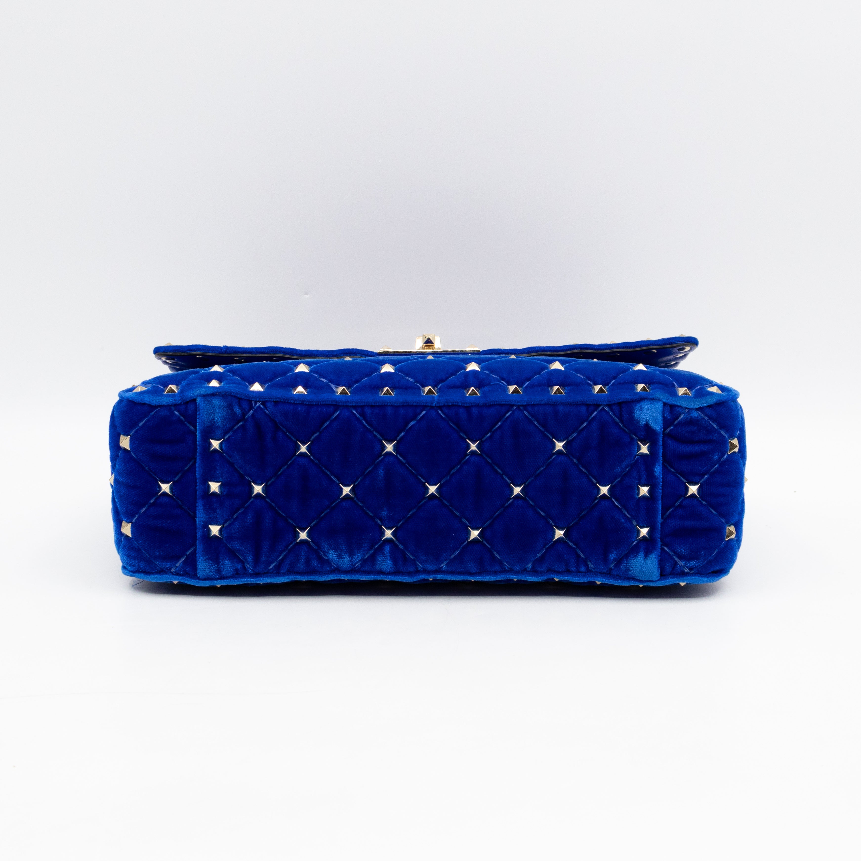 Rockstud Spike Medium Shoulder Bag Blue Velvet