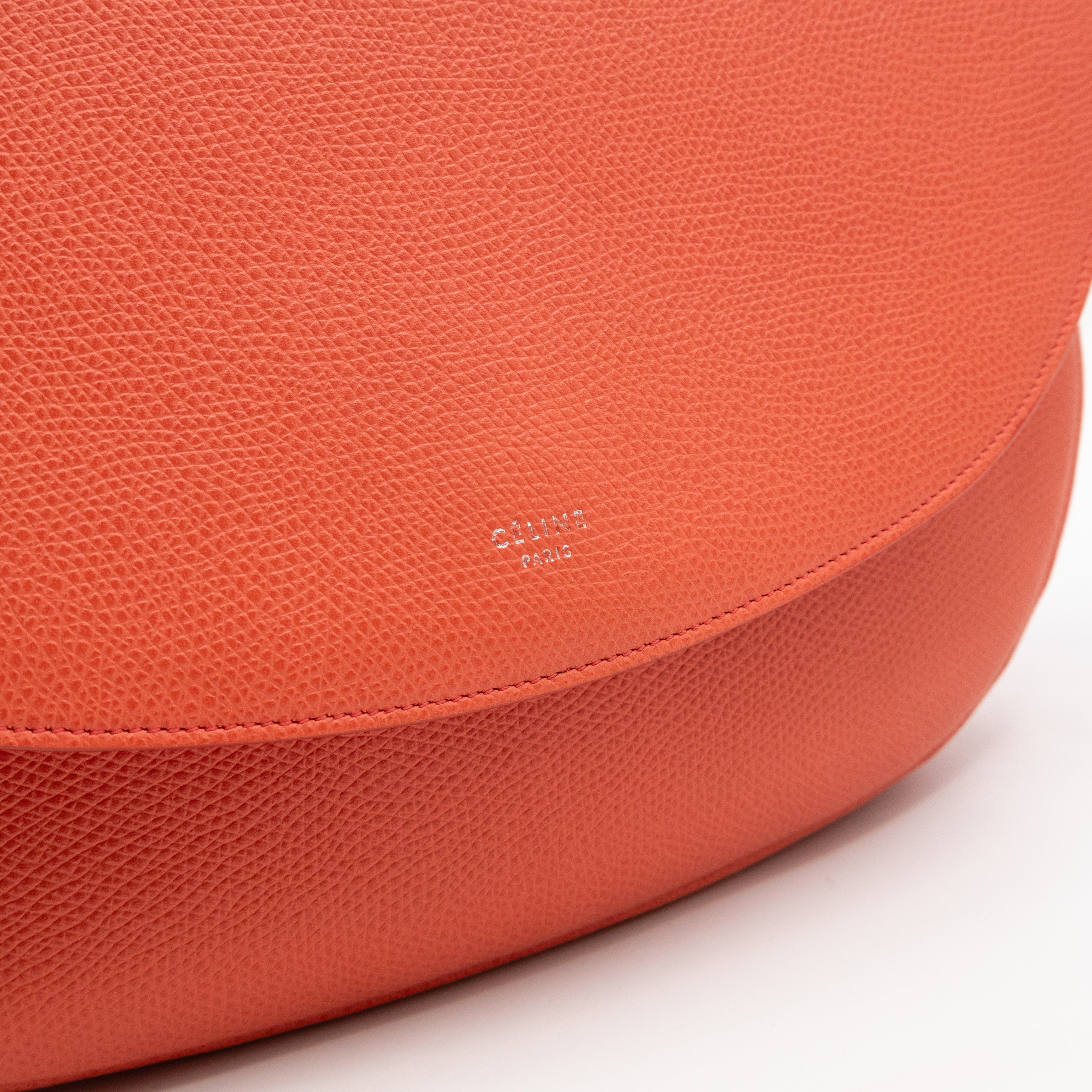 Trotteur Messenger Bag Orange Leather