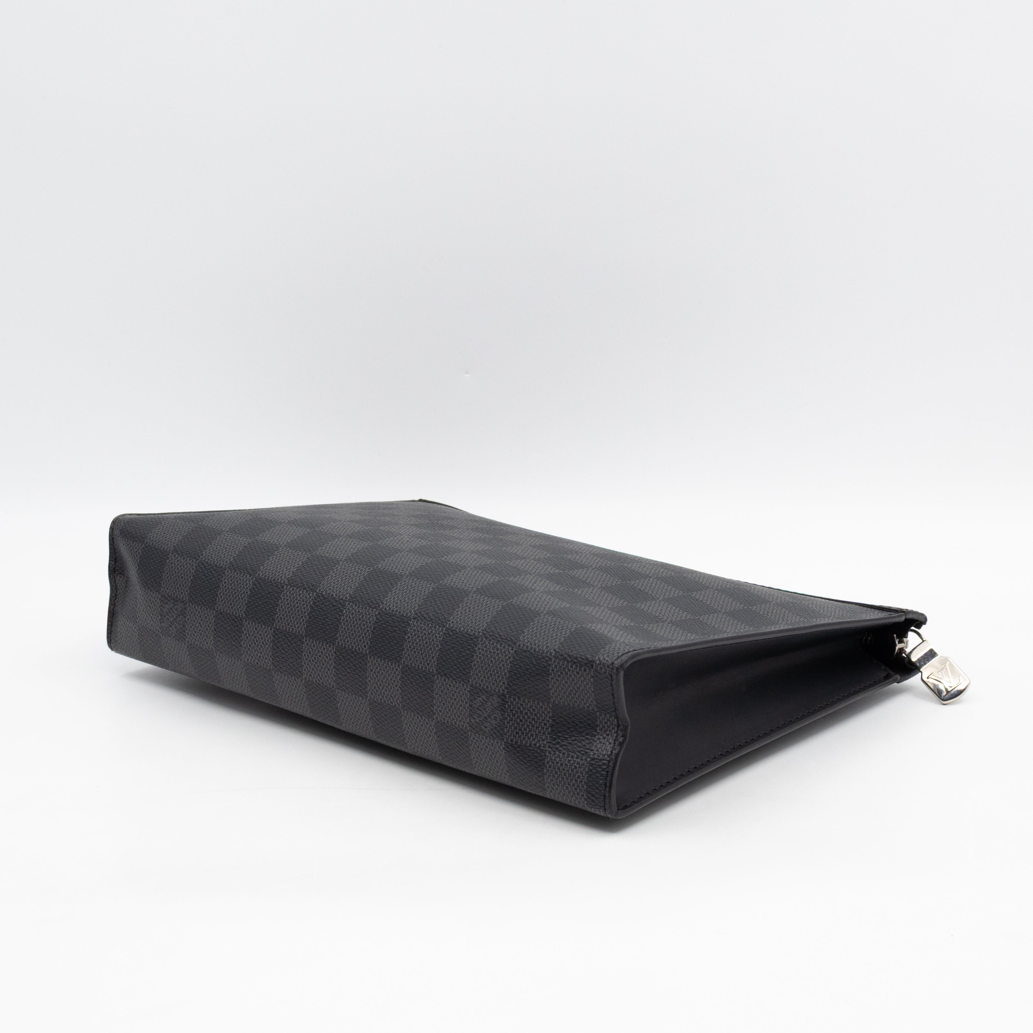 Pochette Voyage MM Damier Graphite