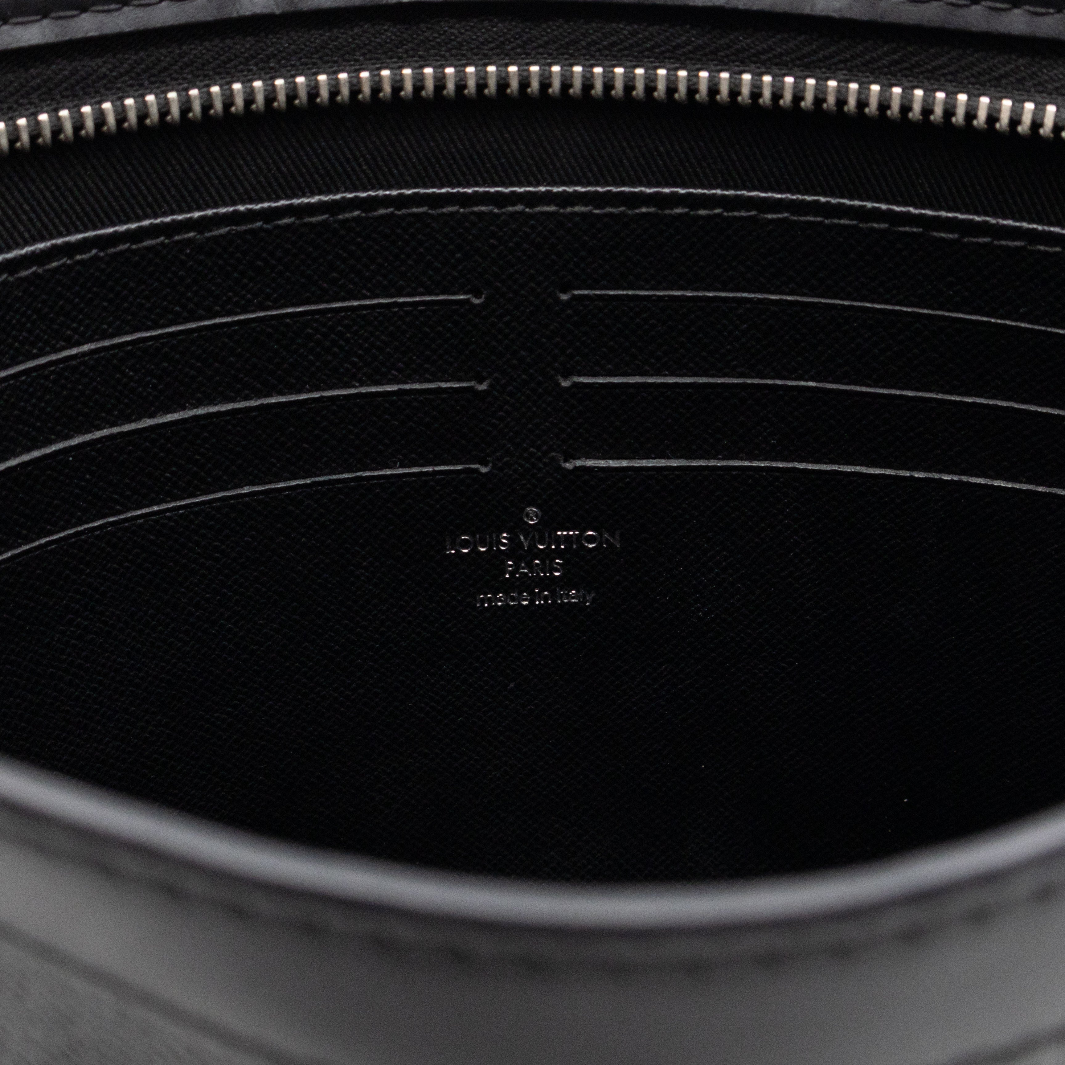 Pochette Voyage MM Damier Graphite