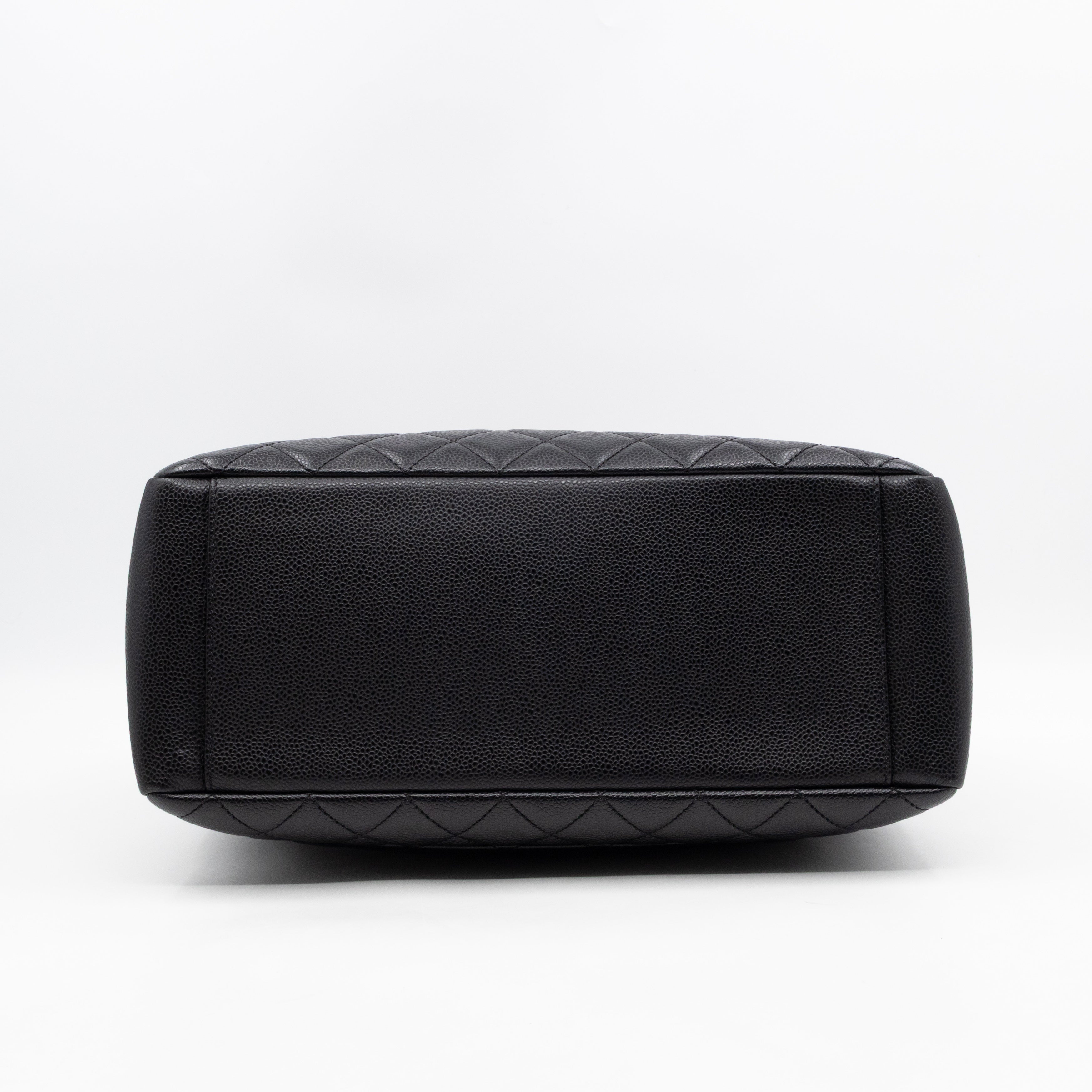 GST Grand Shopping Tote Black Caviar Silver