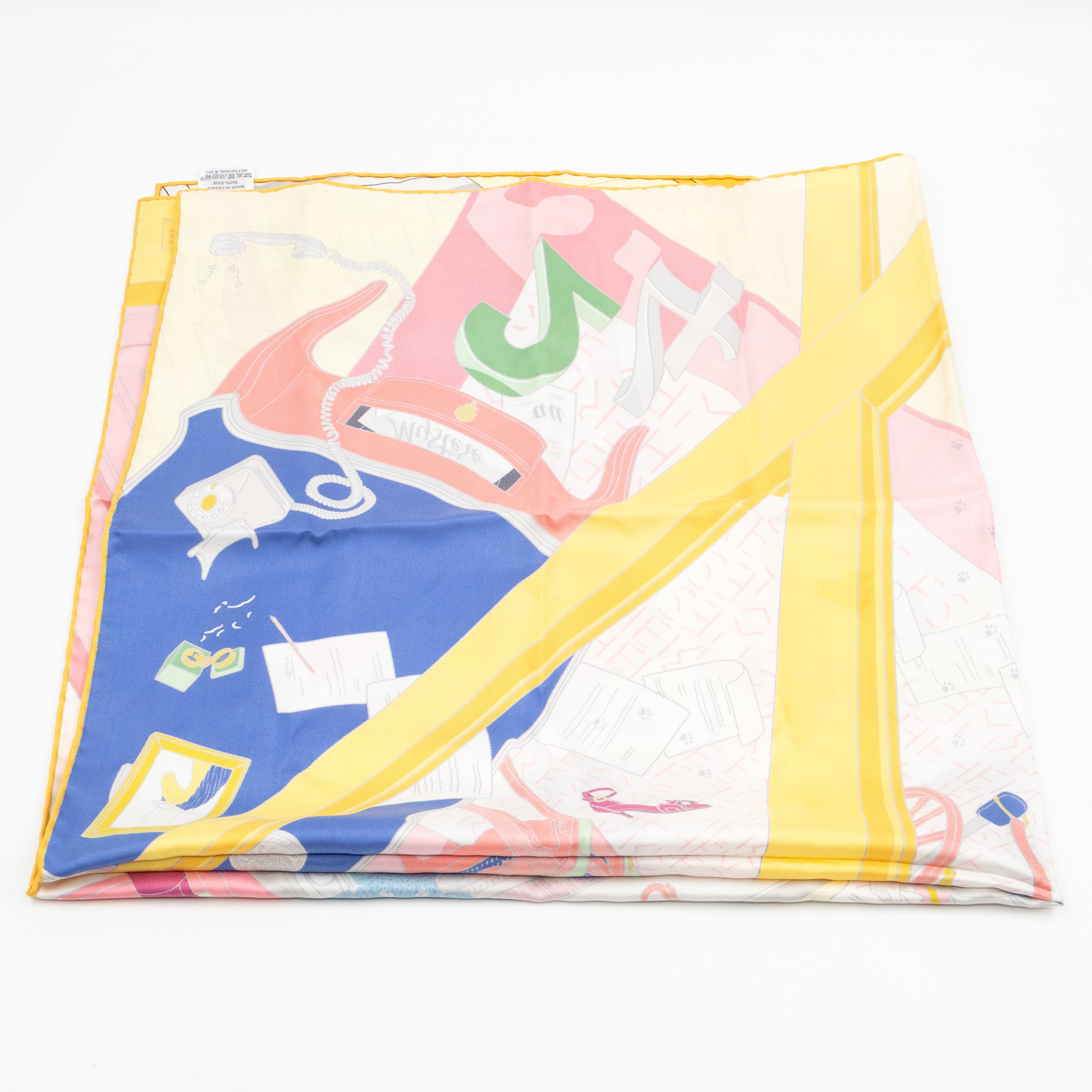 Silk Scarf 90 Mystere Au 24 Rose Bonbon & Jaune