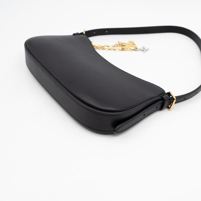 Pochette LV Bloom Black Leather