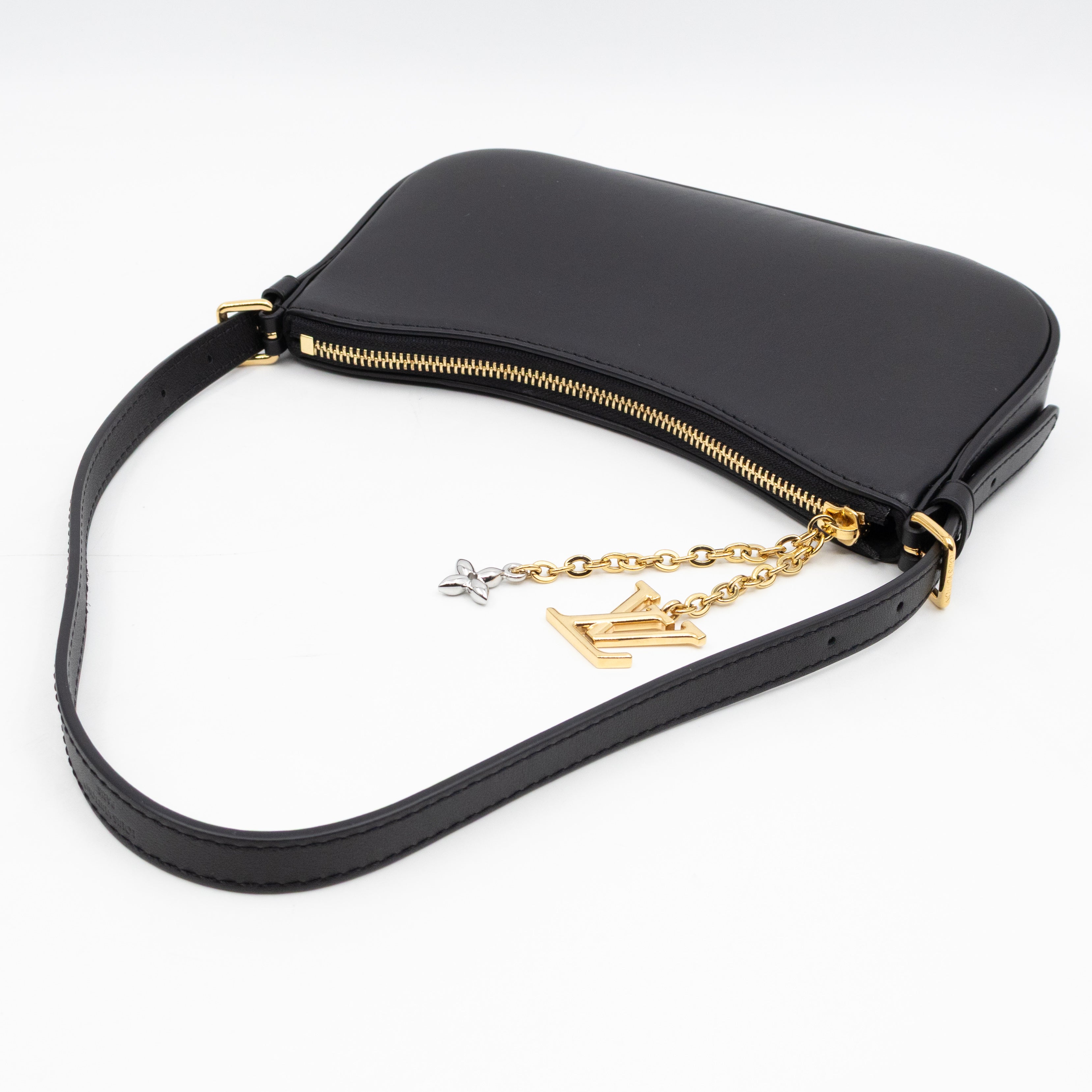 Pochette LV Bloom Black Leather