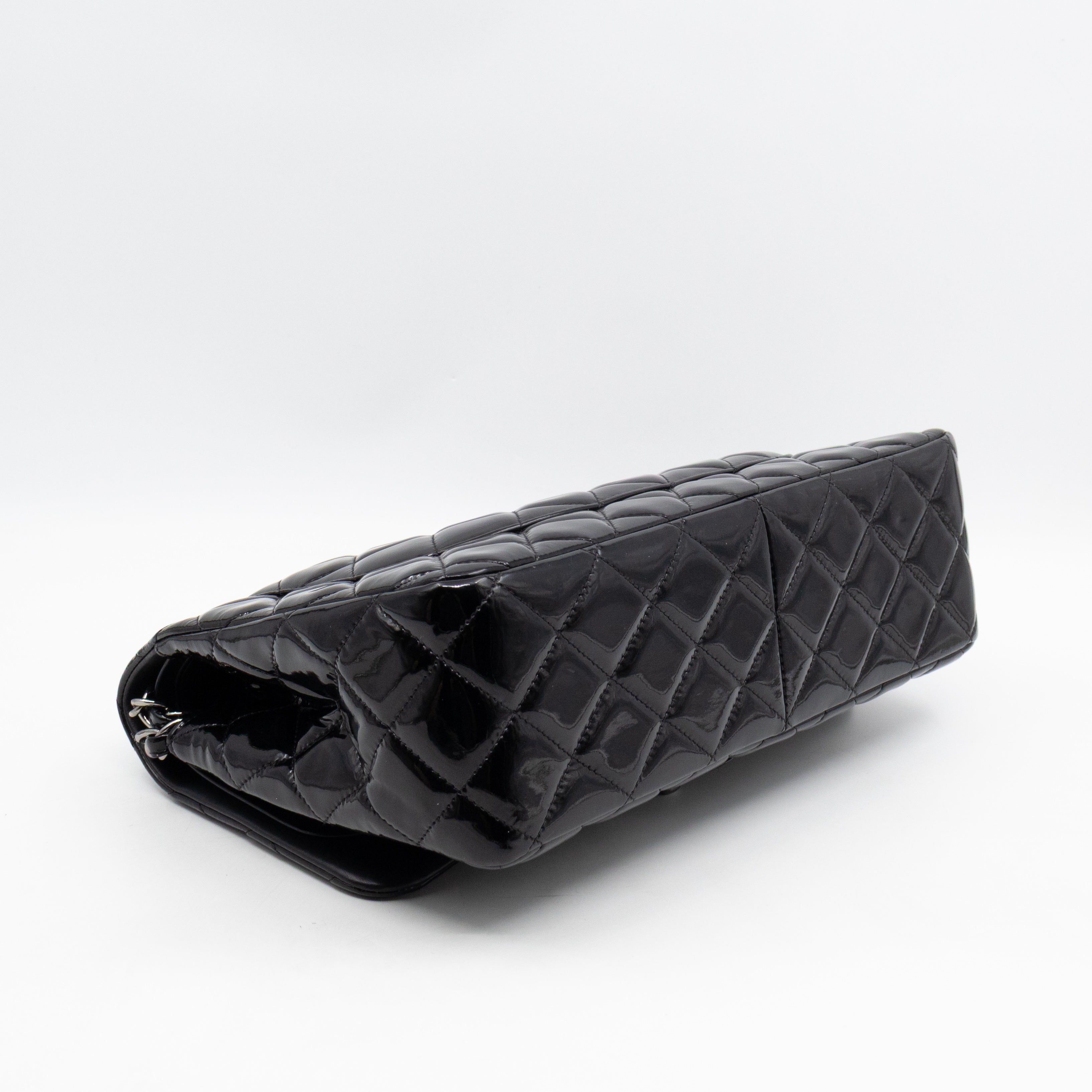 Classic Double Flap Jumbo Black Patent Leather