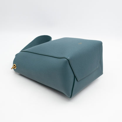 Sangle Seau Small Bucket Bag Turquoise Calfskin Leather