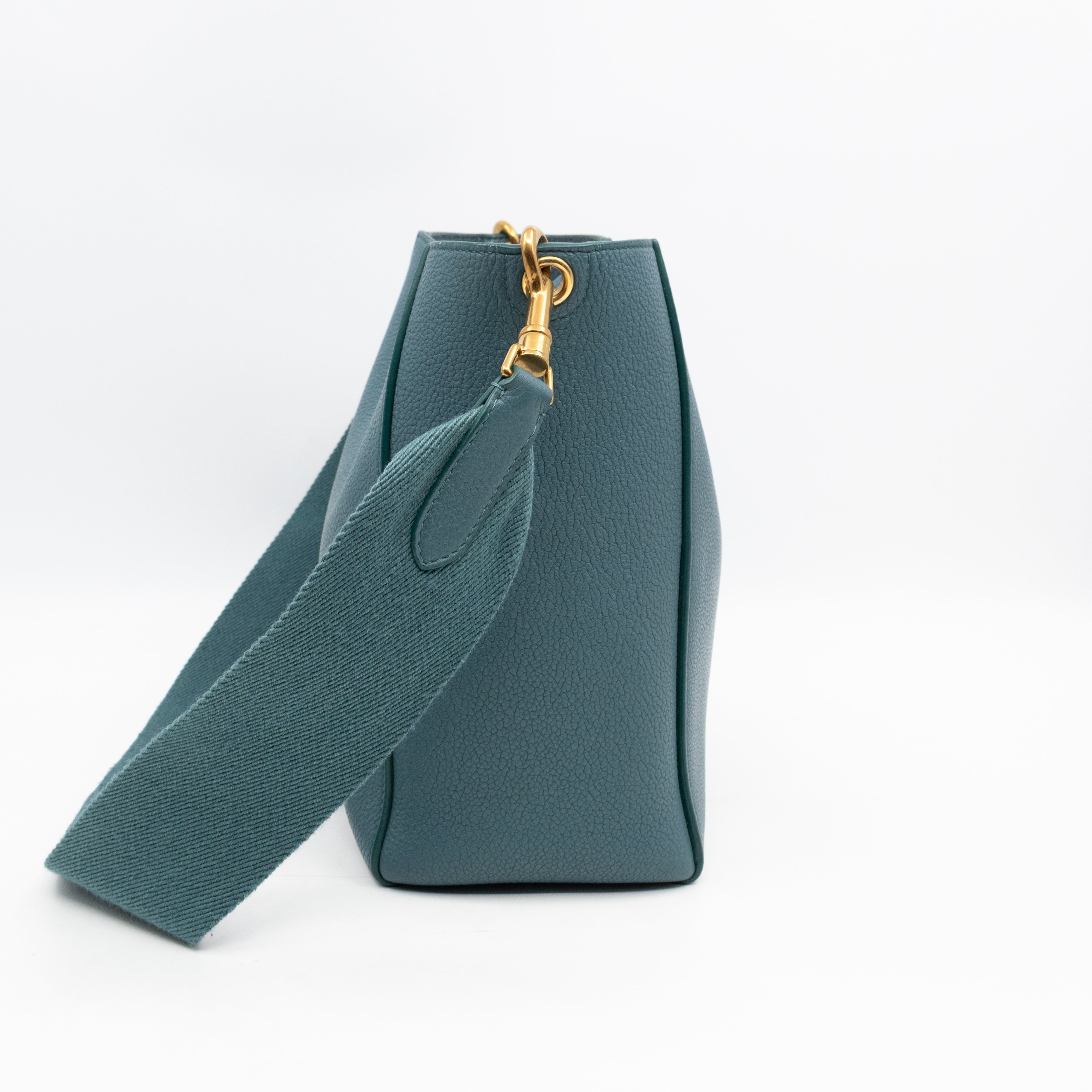 Sangle Seau Small Bucket Bag Turquoise Calfskin Leather